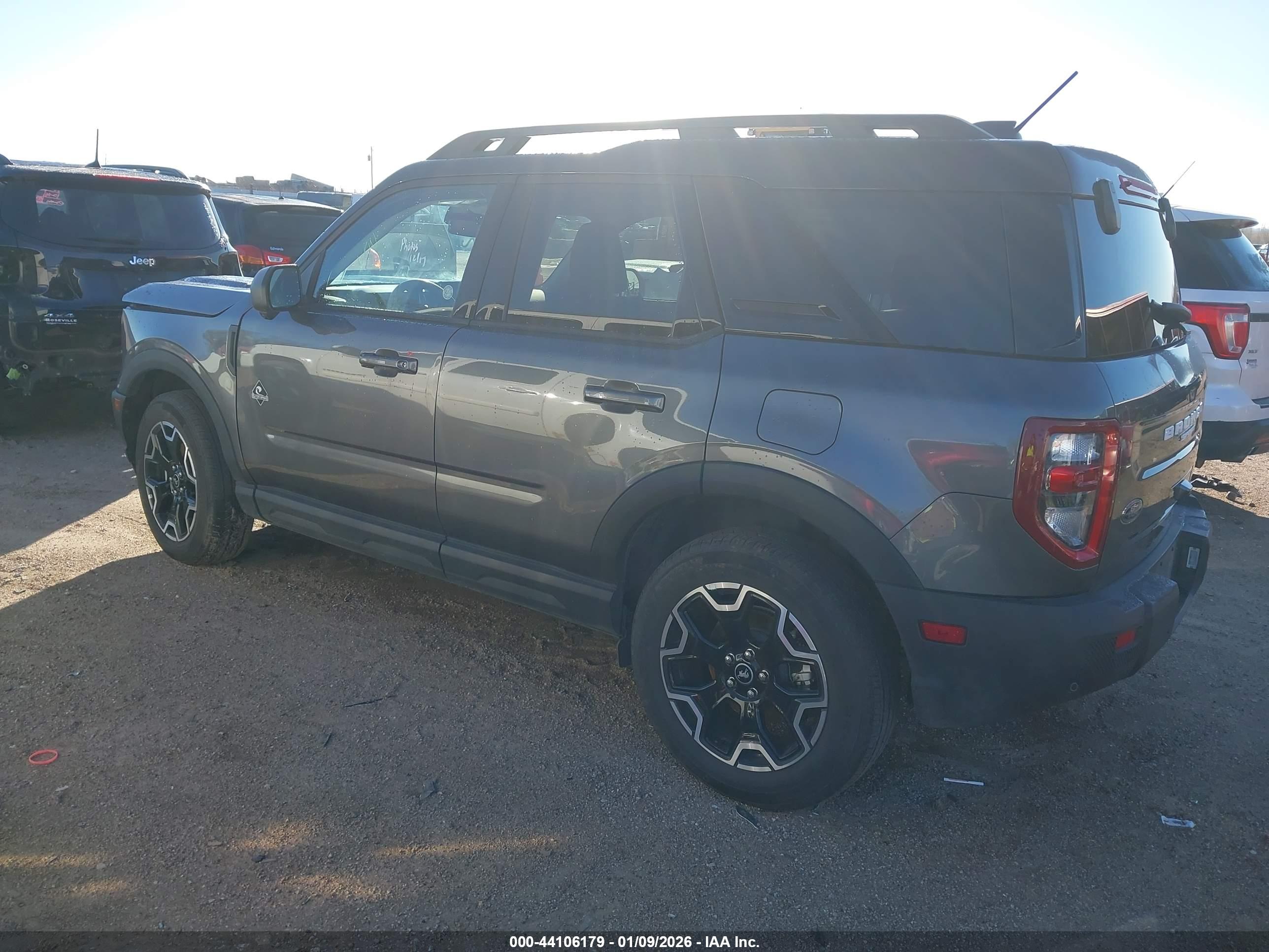 FORD BRONCO image 3