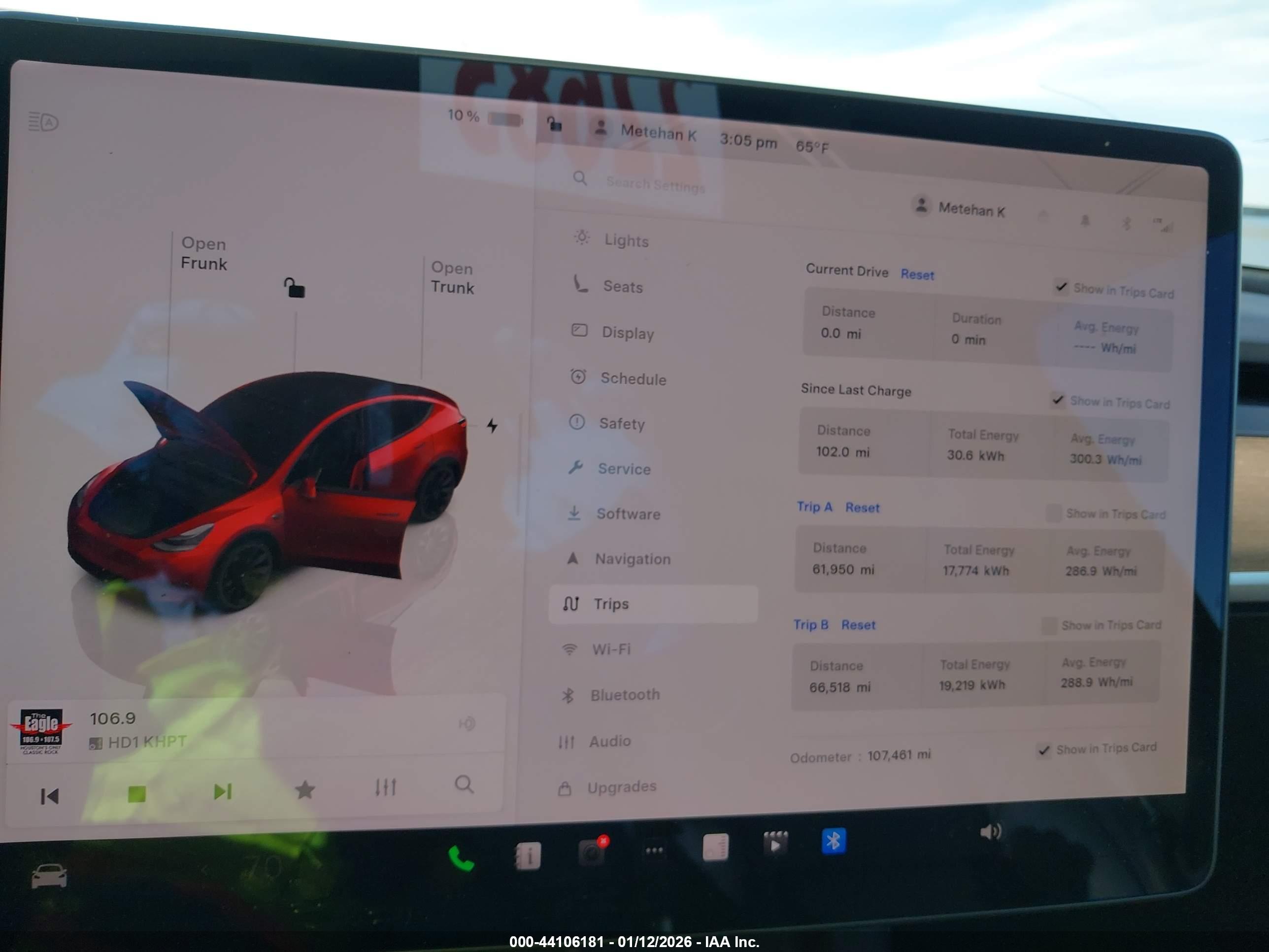 TESLA MODEL image 7