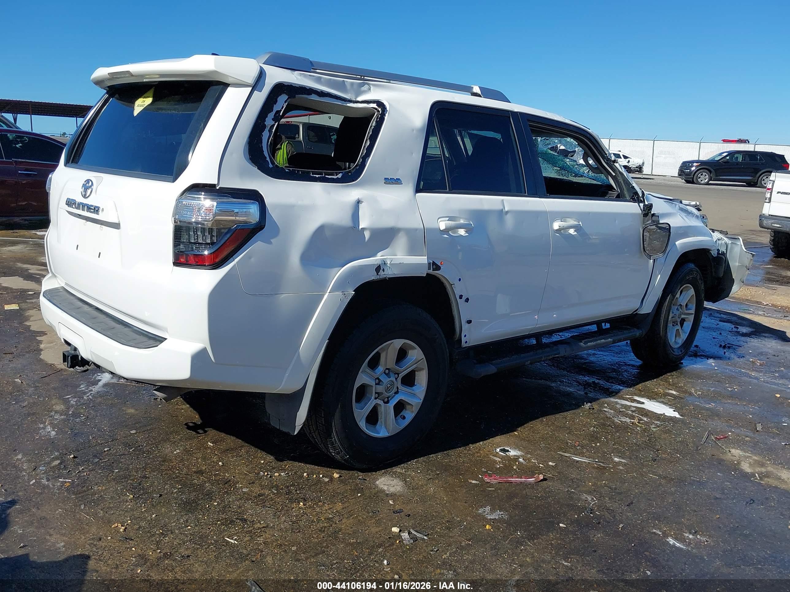 TOYOTA 4RUNNER image 4