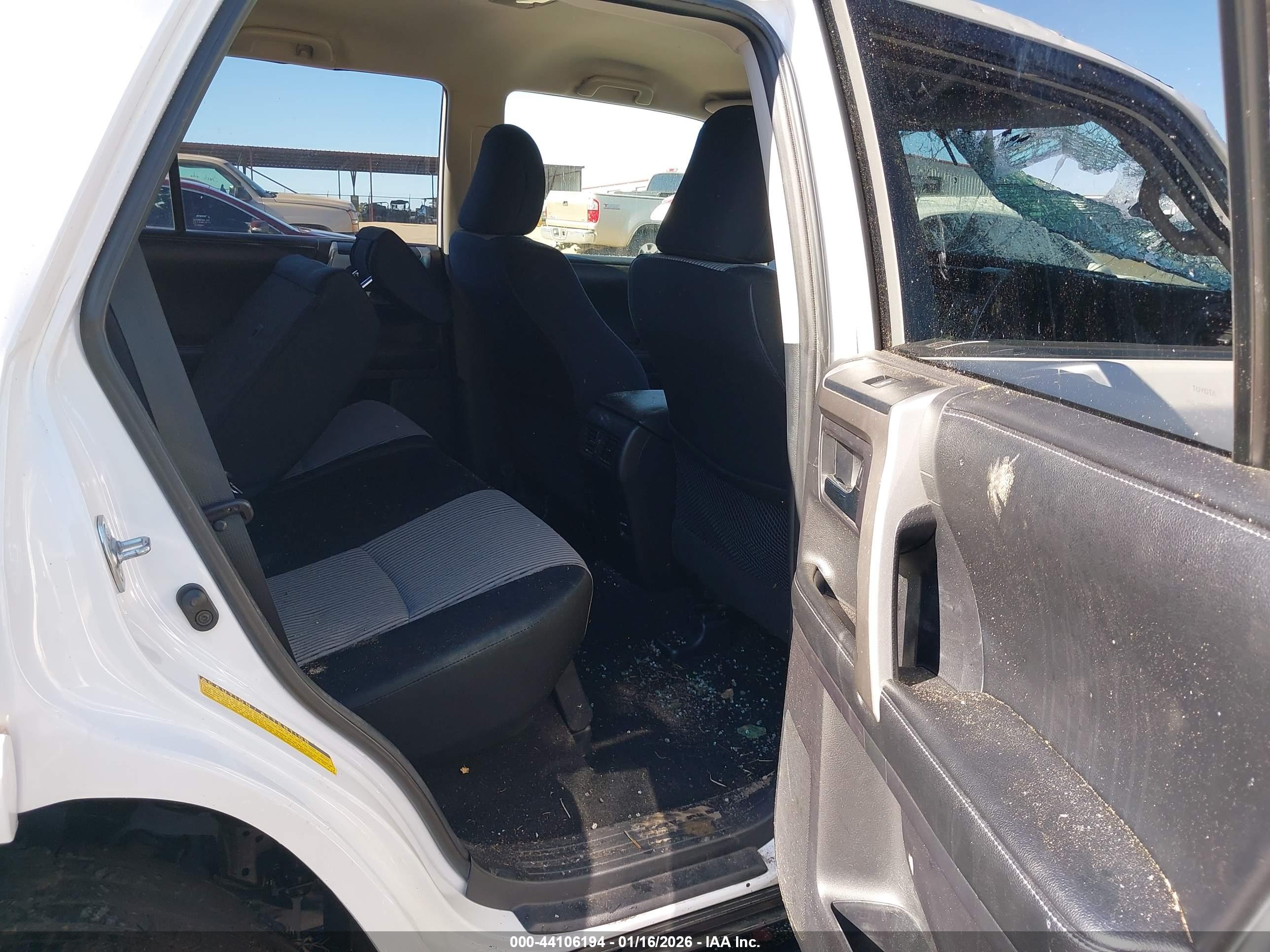 TOYOTA 4RUNNER image 8
