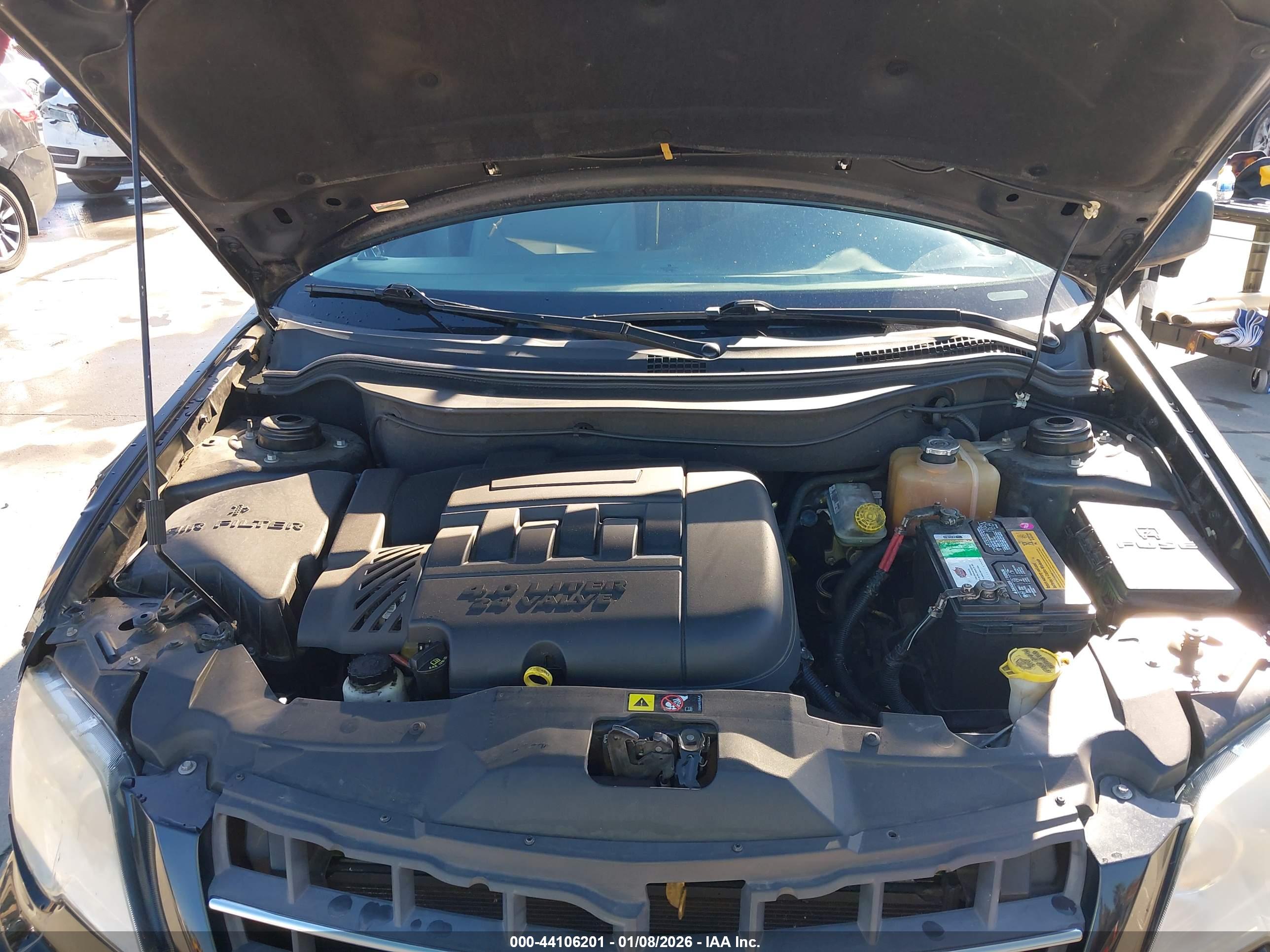 CHRYSLER PACIFICA image 10