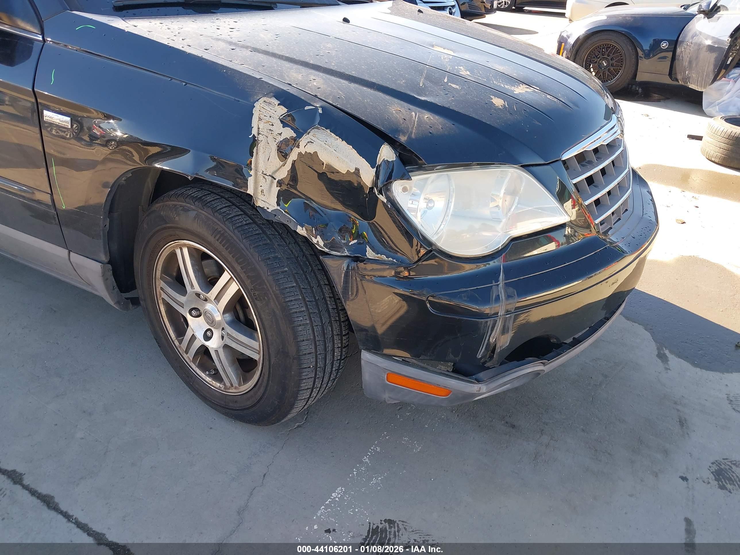 CHRYSLER PACIFICA image 6