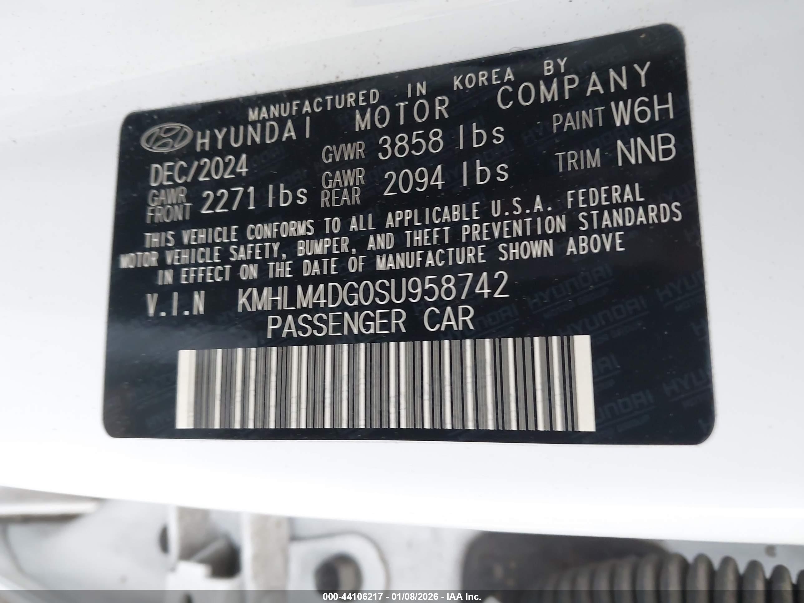 HYUNDAI ELANTRA image 9