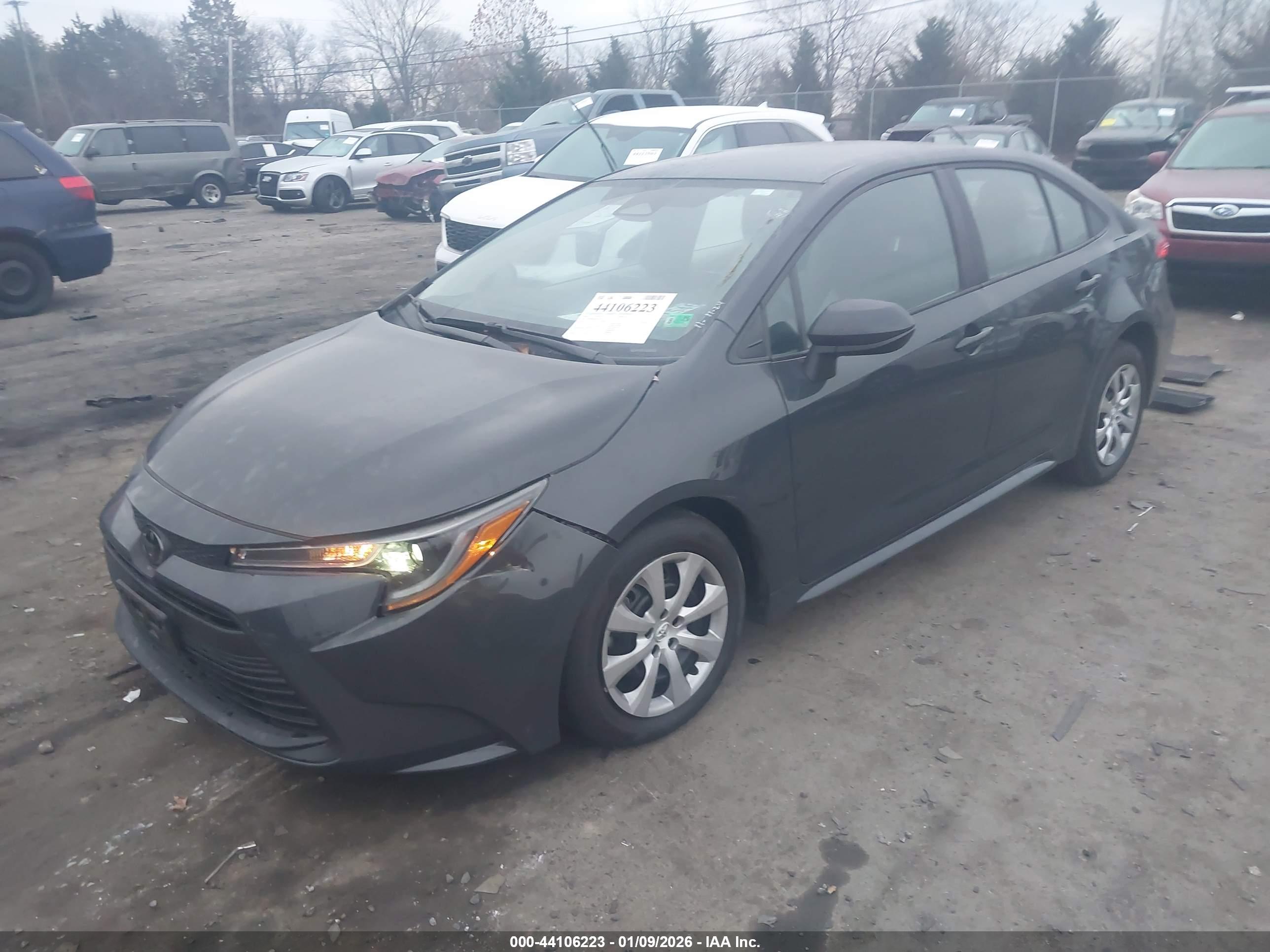 TOYOTA COROLLA image 2