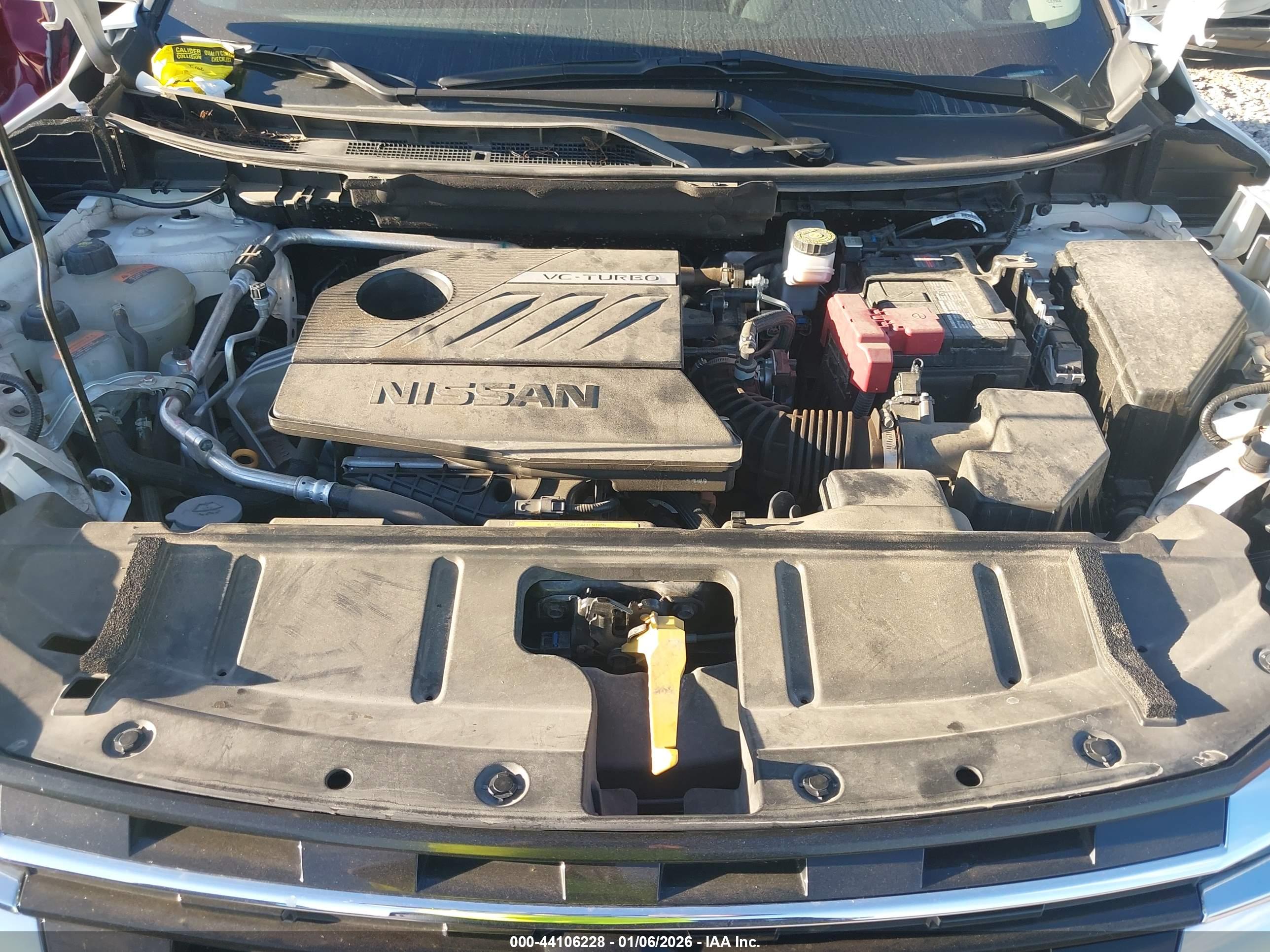 NISSAN ROGUE image 10