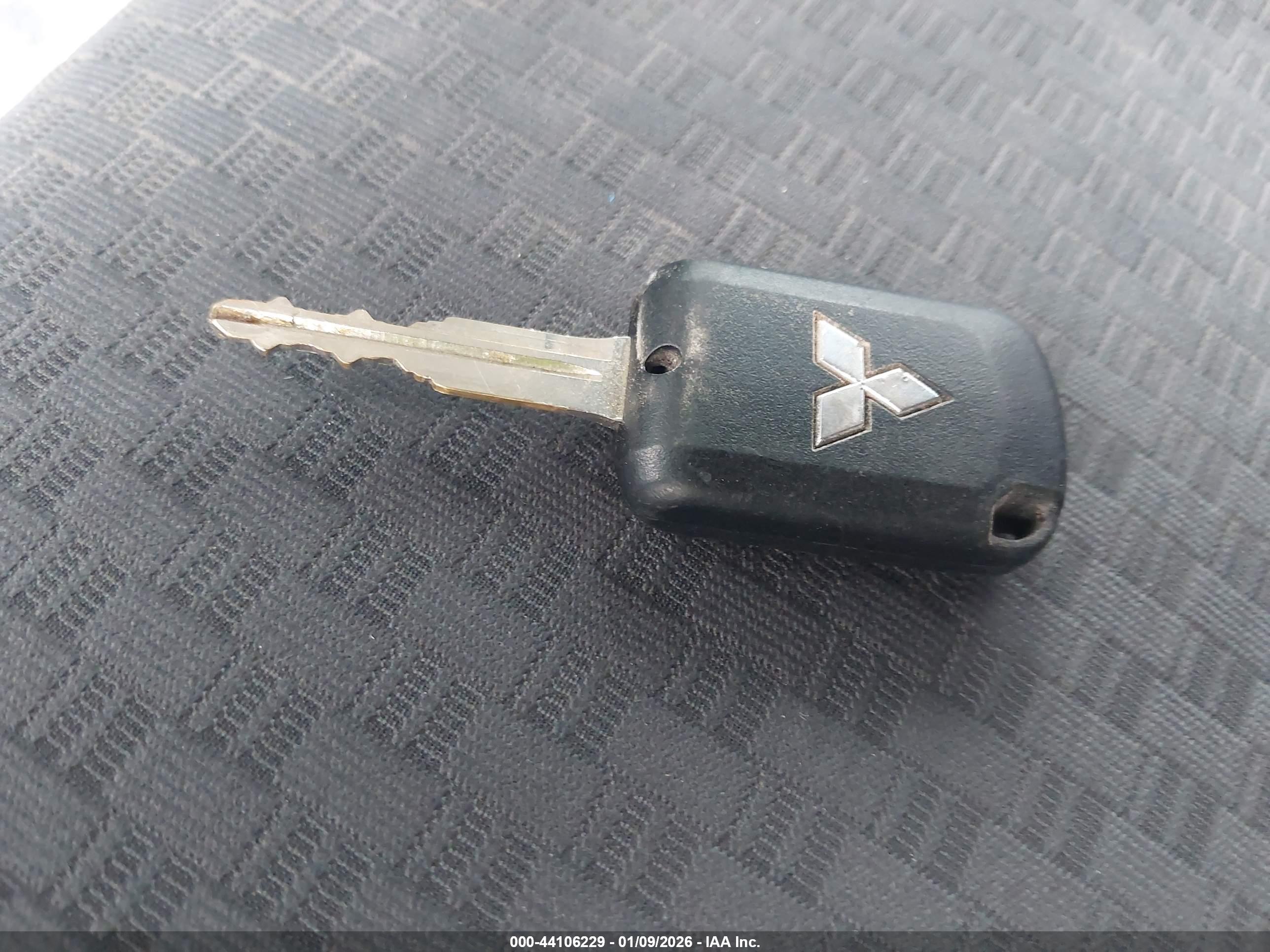 MITSUBISHI MIRAGE image 11