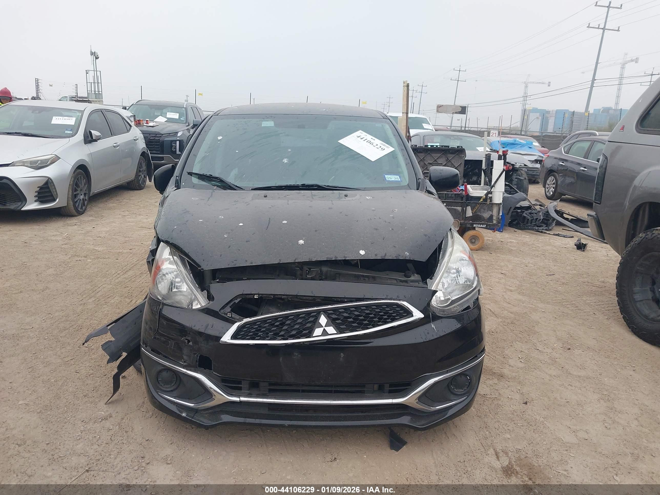 MITSUBISHI MIRAGE image 6