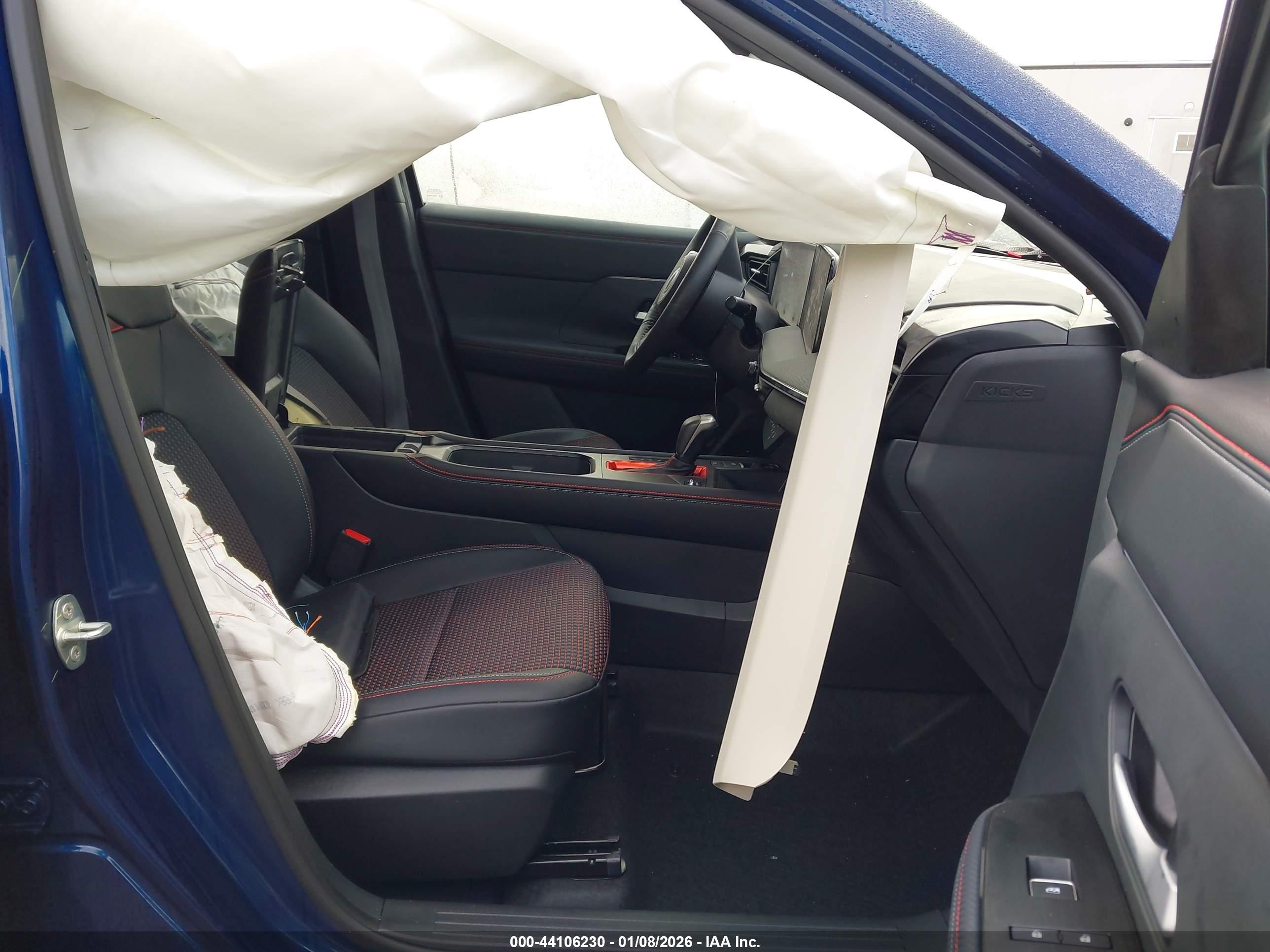 NISSAN KICKS image 5