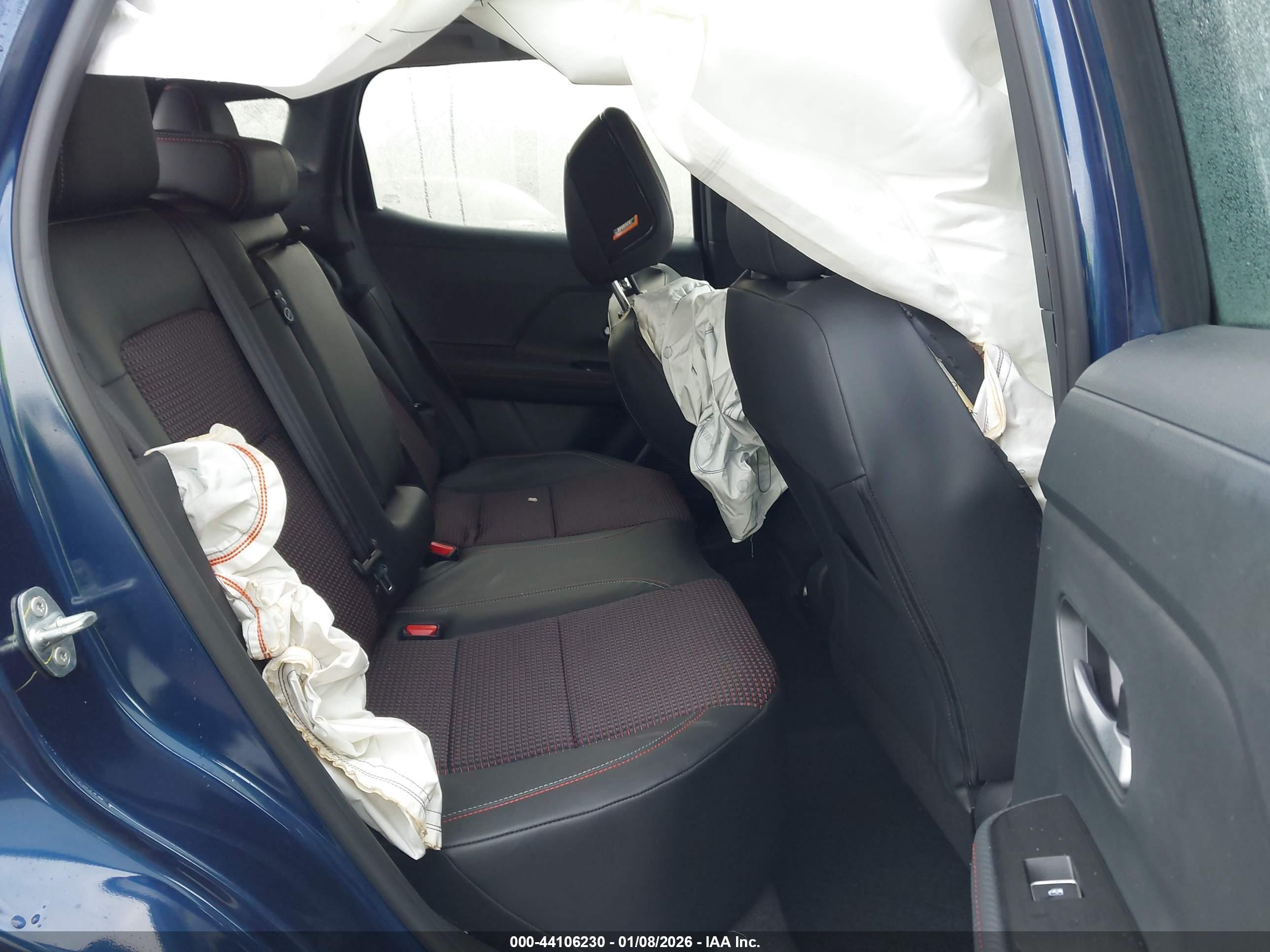 NISSAN KICKS image 8