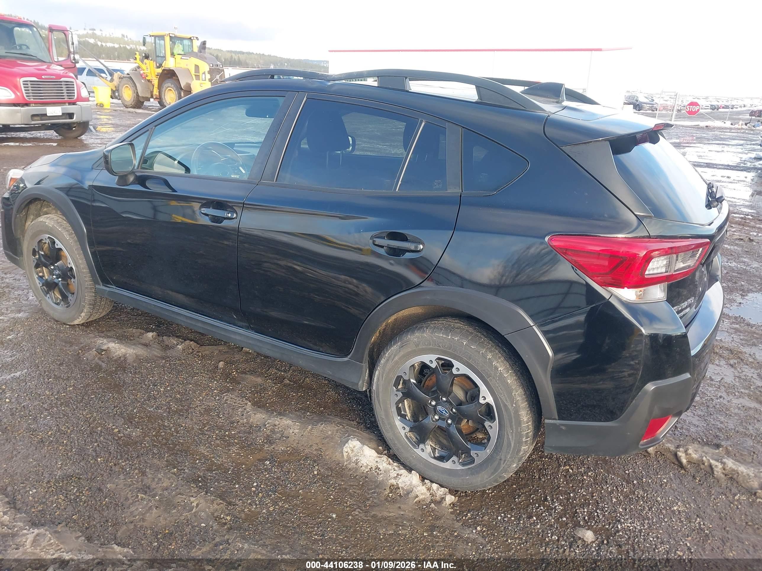 SUBARU CROSSTREK image 3