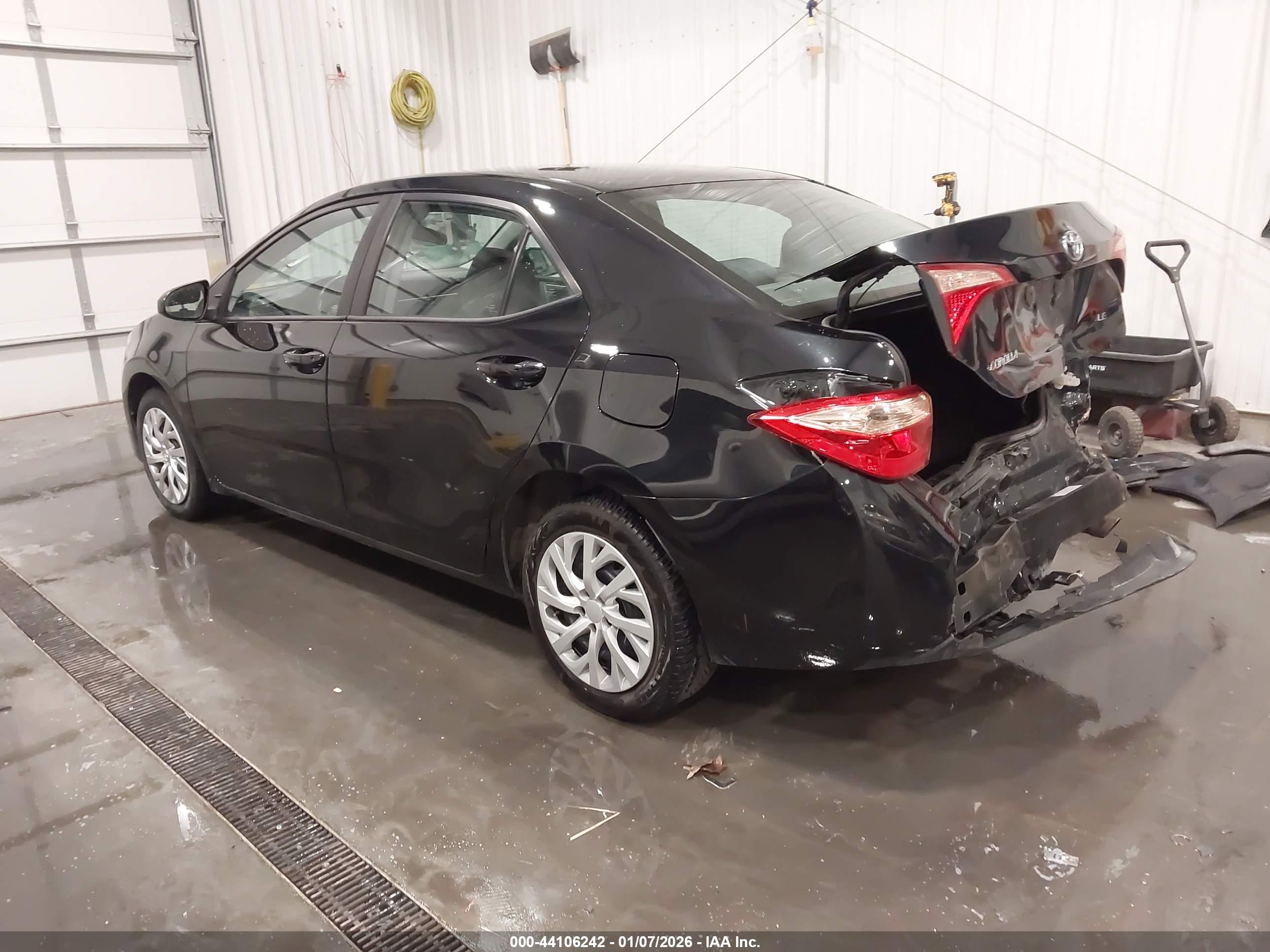 TOYOTA COROLLA image 3