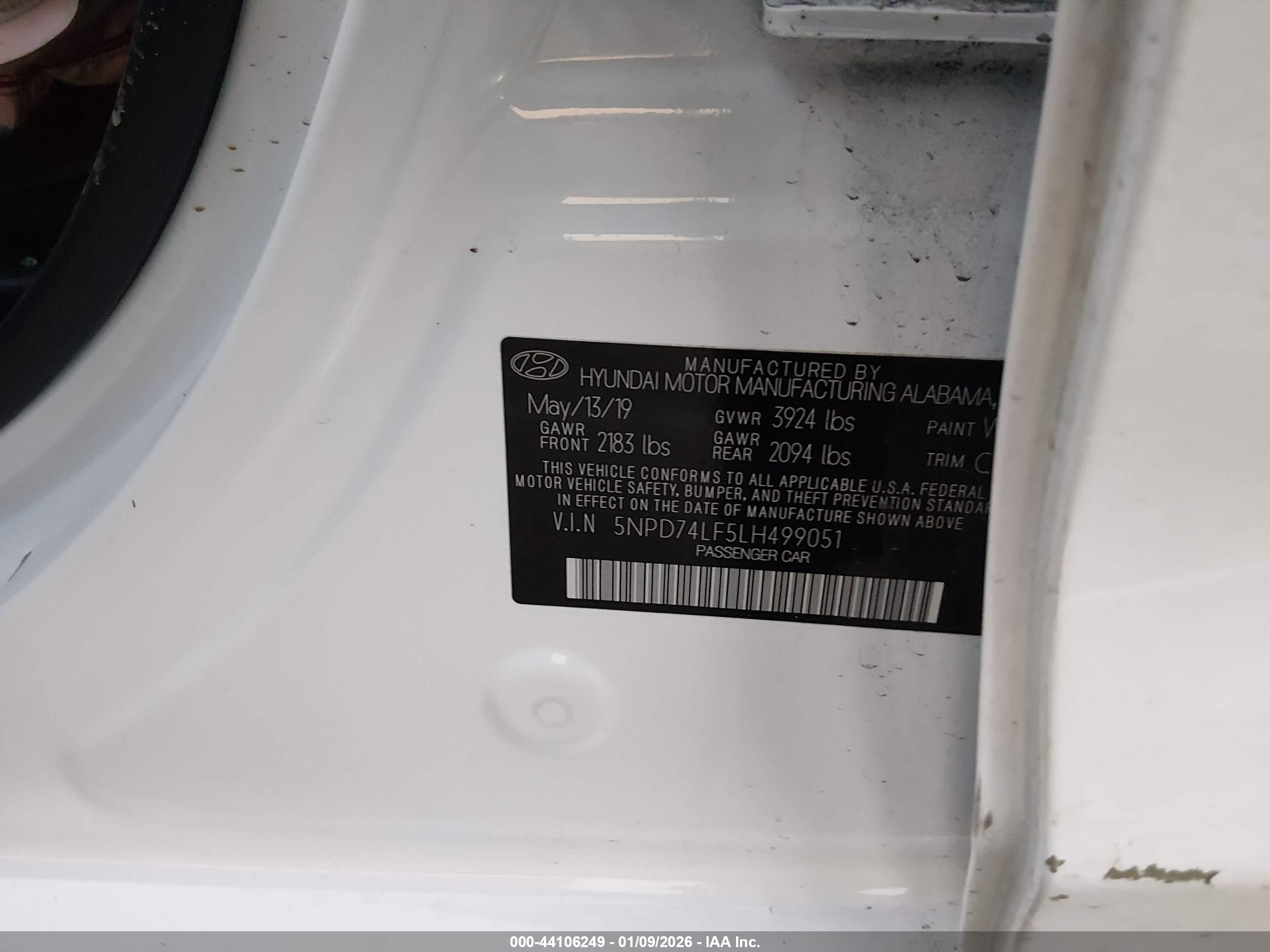 HYUNDAI ELANTRA image 9