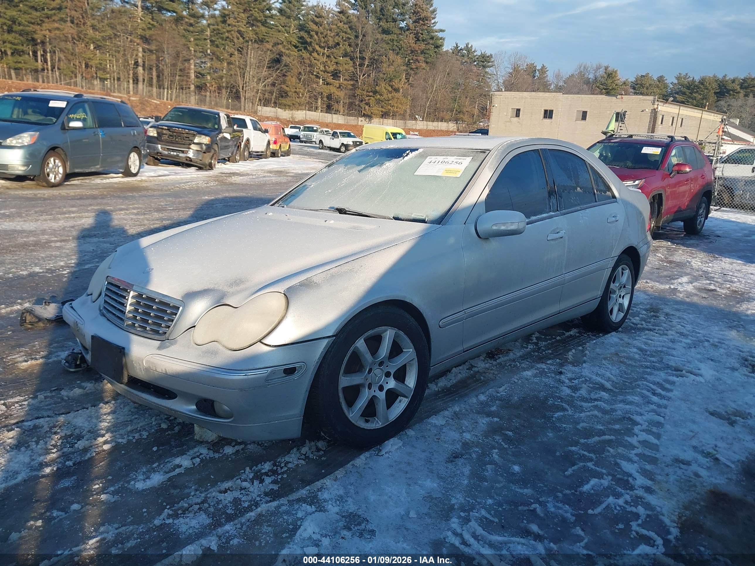 MERCEDES-BENZ C image 2