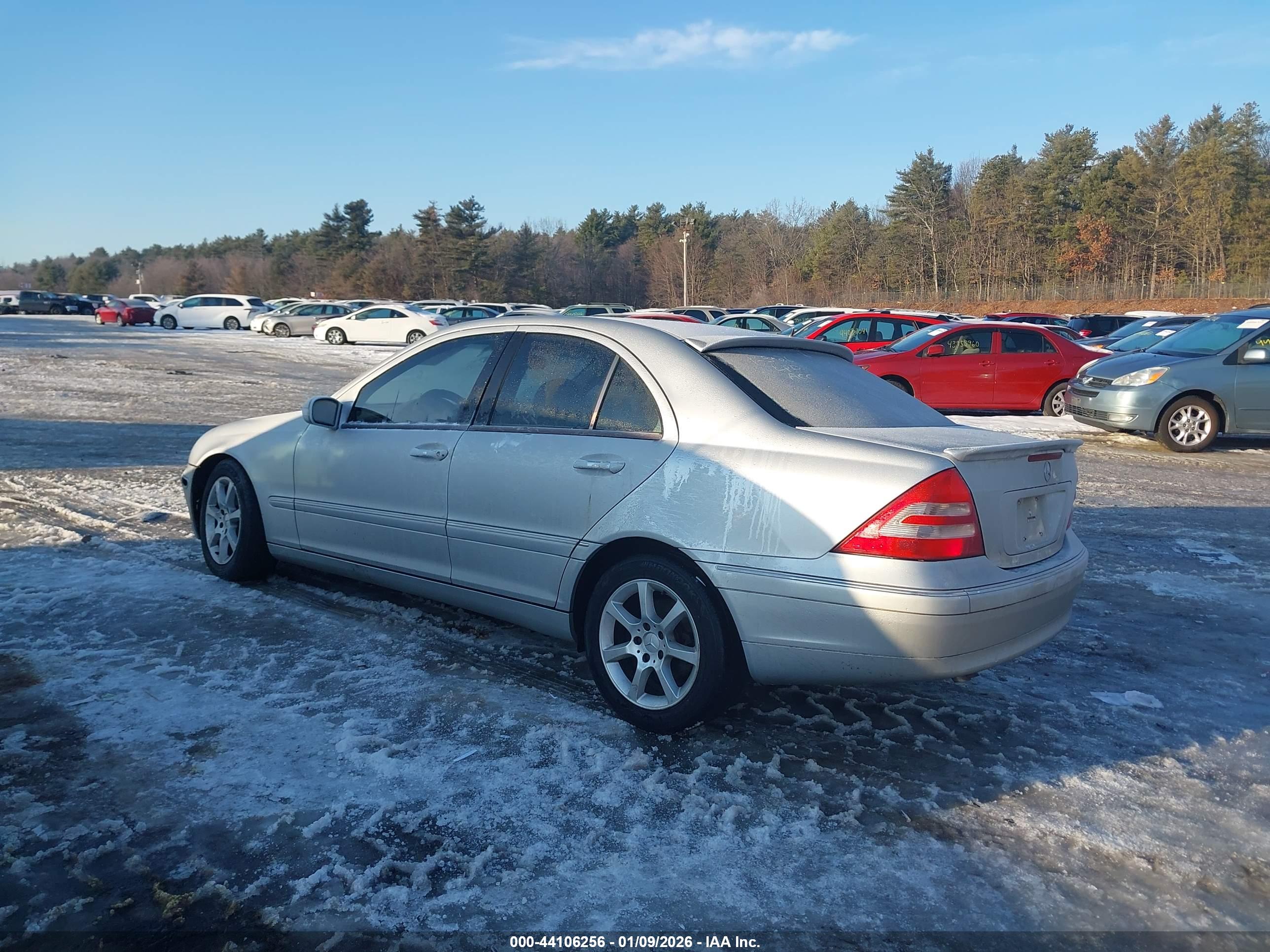 MERCEDES-BENZ C image 3