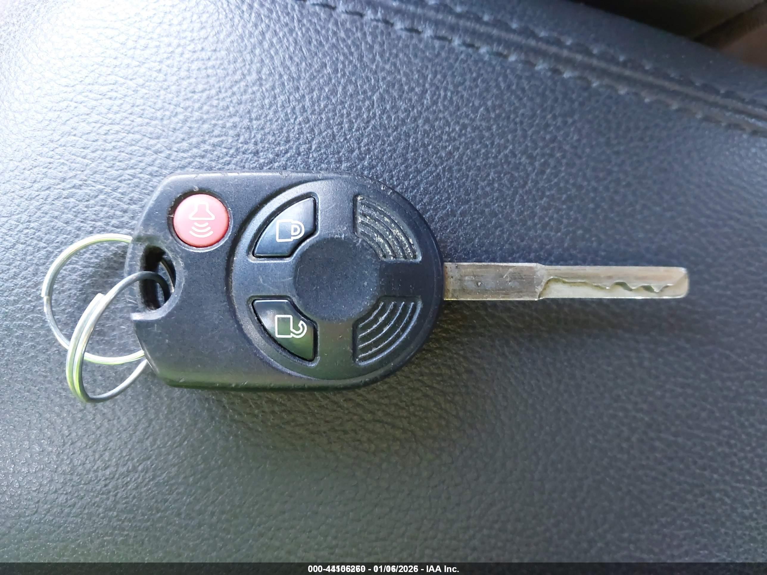 FORD ESCAPE image 11