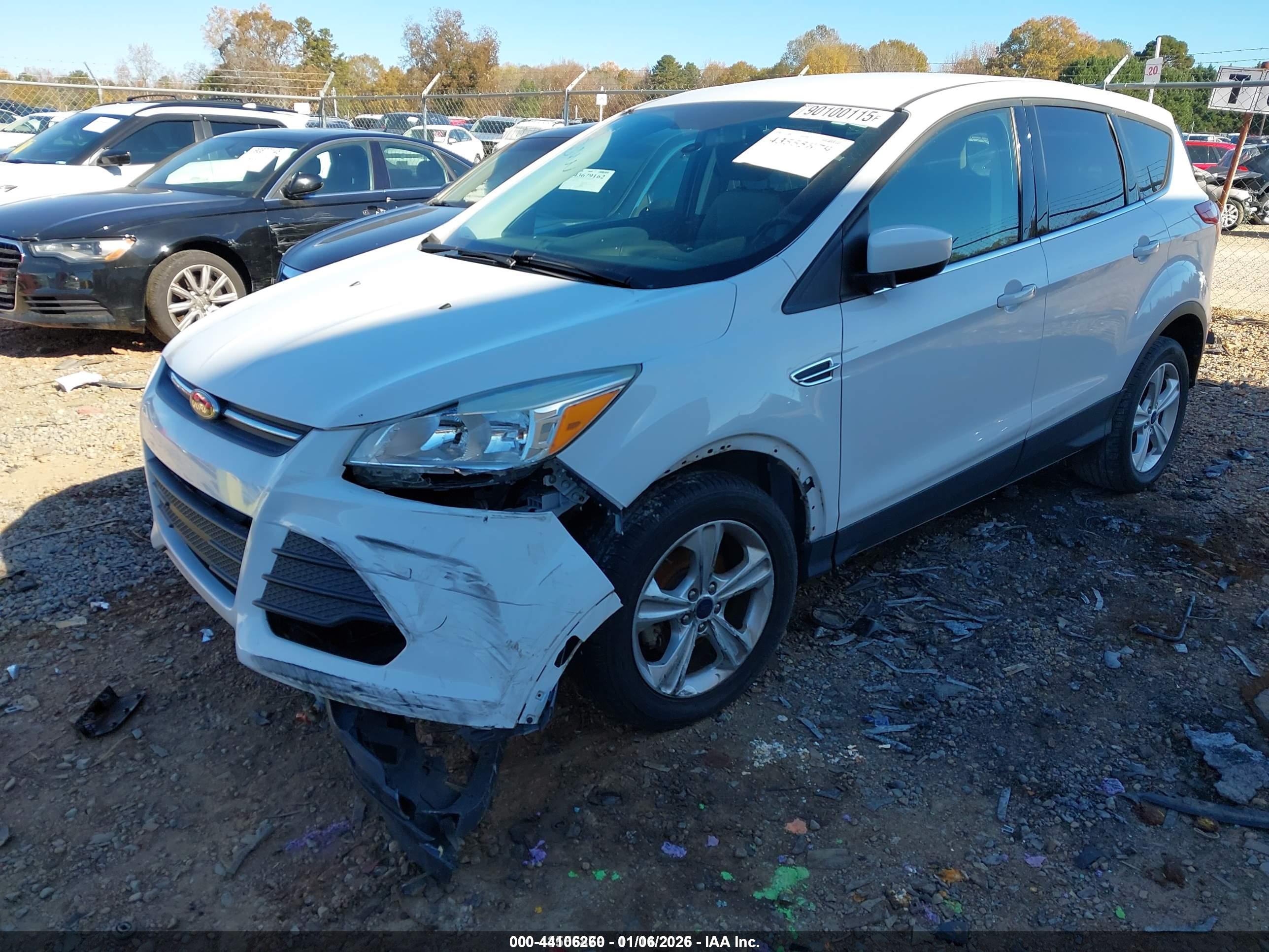 FORD ESCAPE image 2