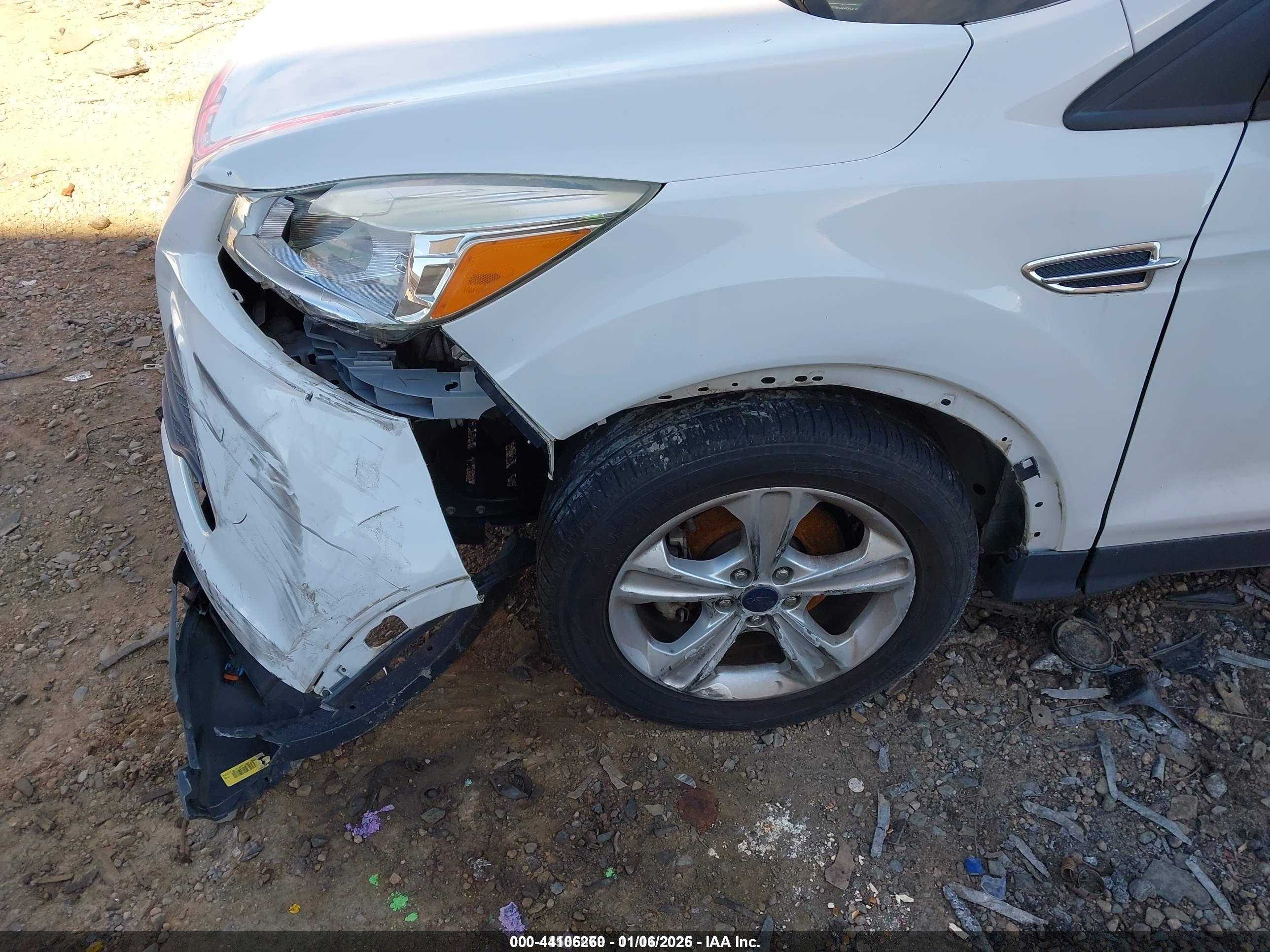 FORD ESCAPE image 6