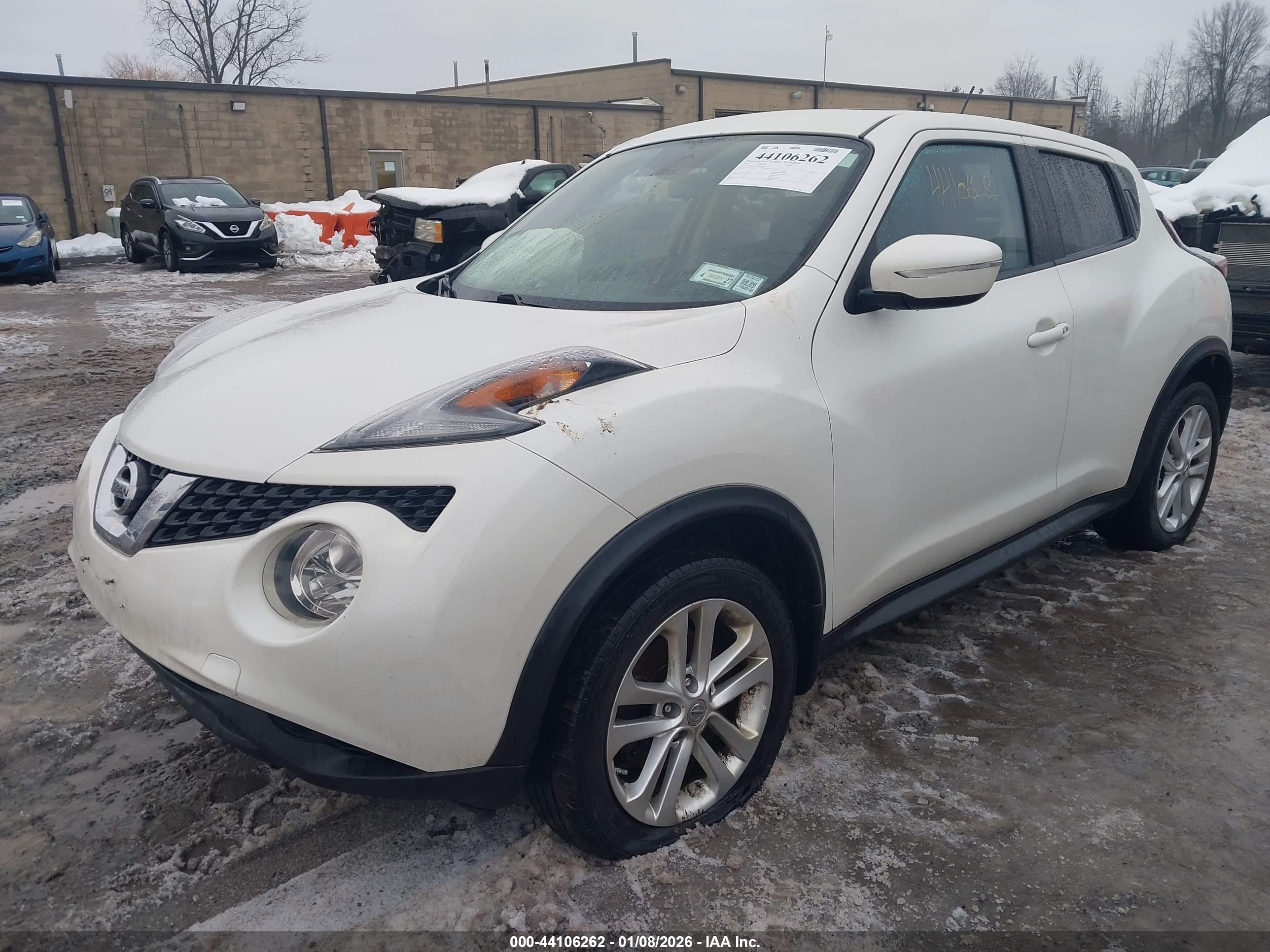 NISSAN JUKE image 2