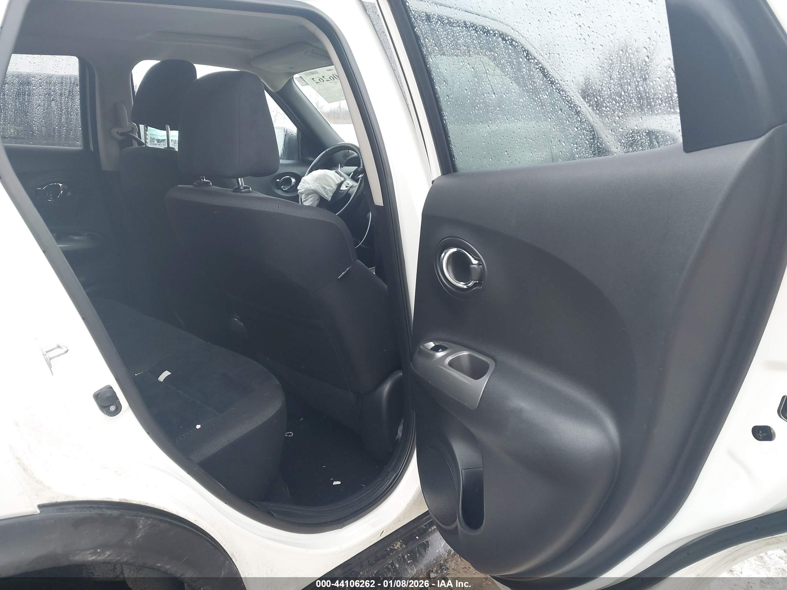 NISSAN JUKE image 8