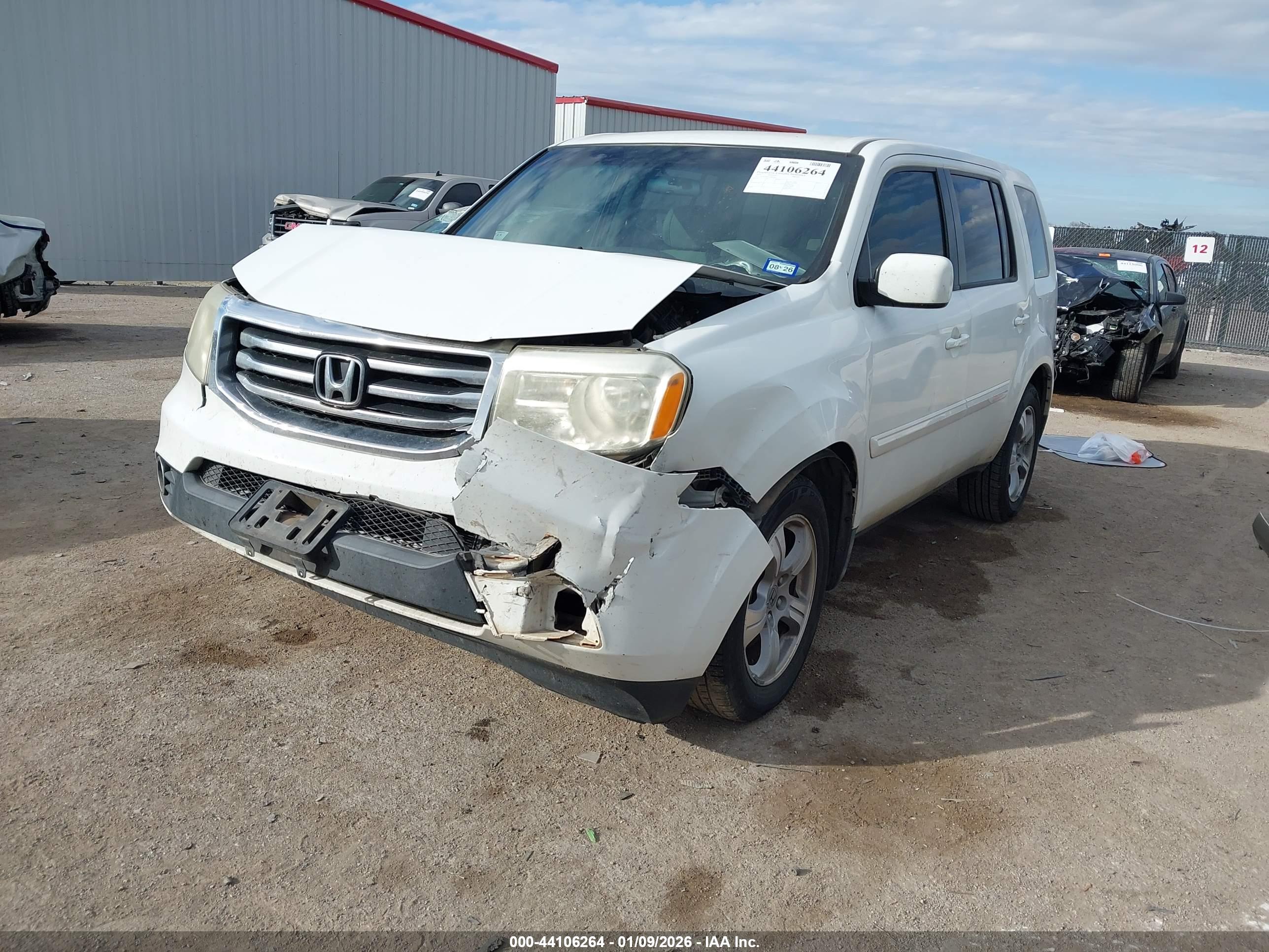 HONDA PILOT image 2