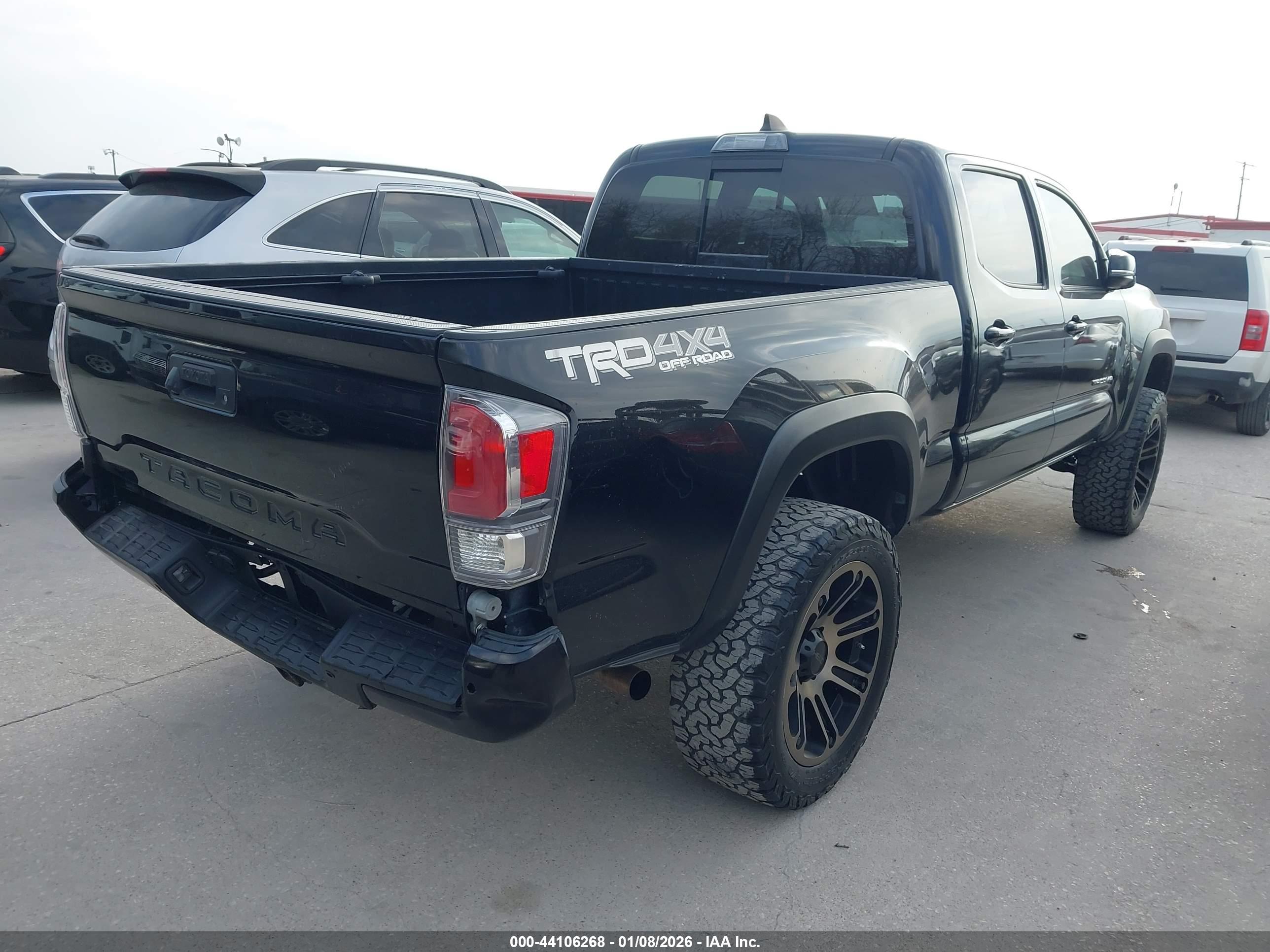 TOYOTA TACOMA image 4