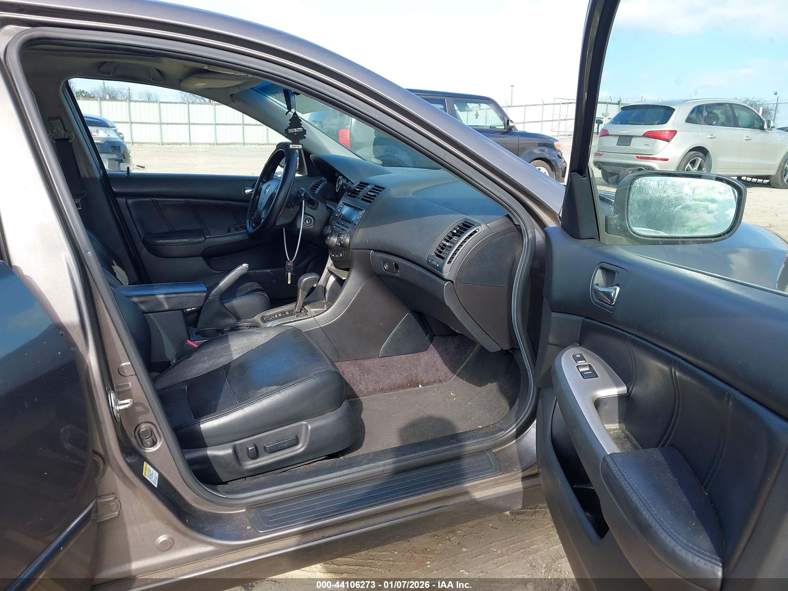 HONDA ACCORD image 5
