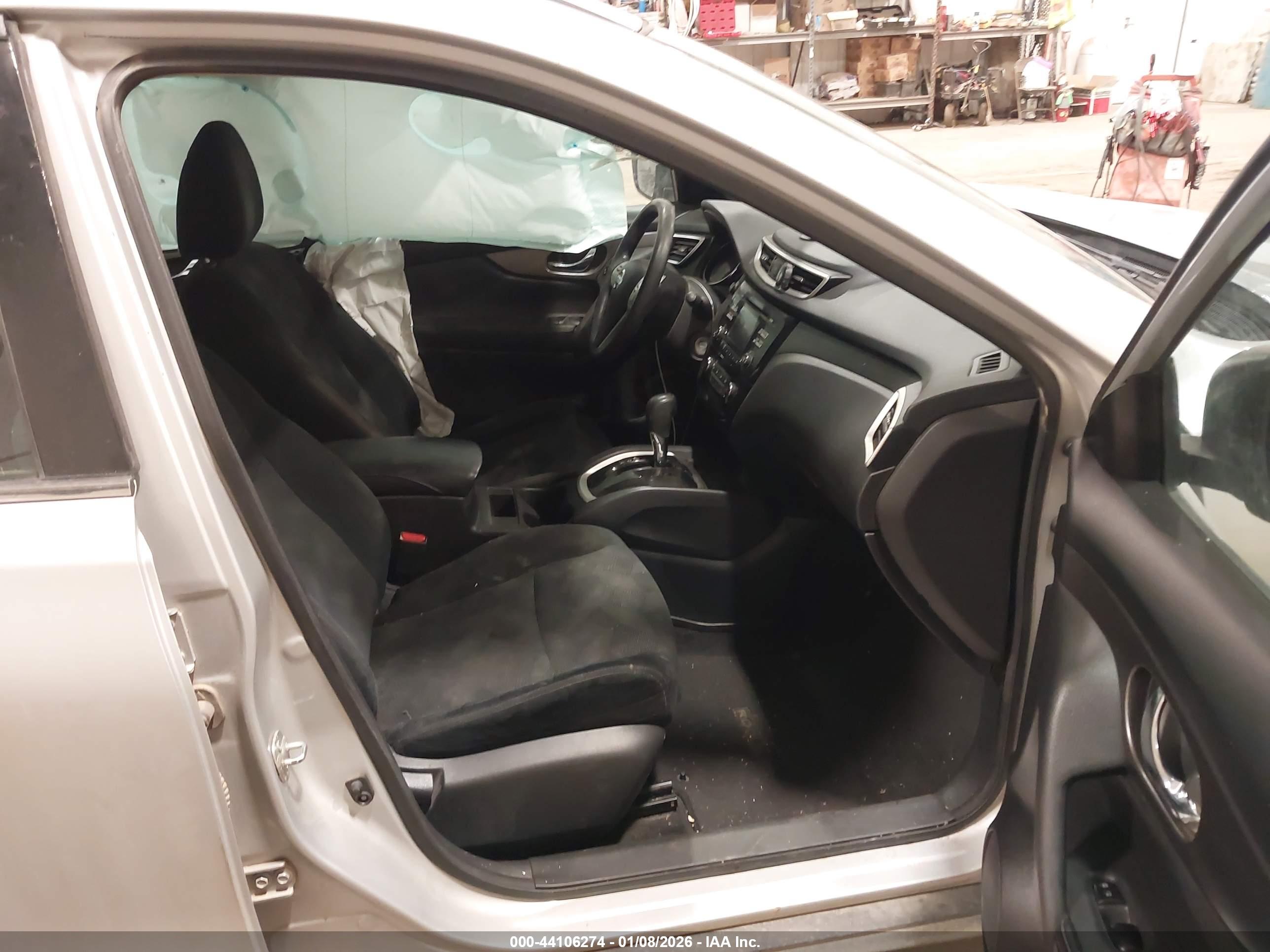 NISSAN ROGUE image 5