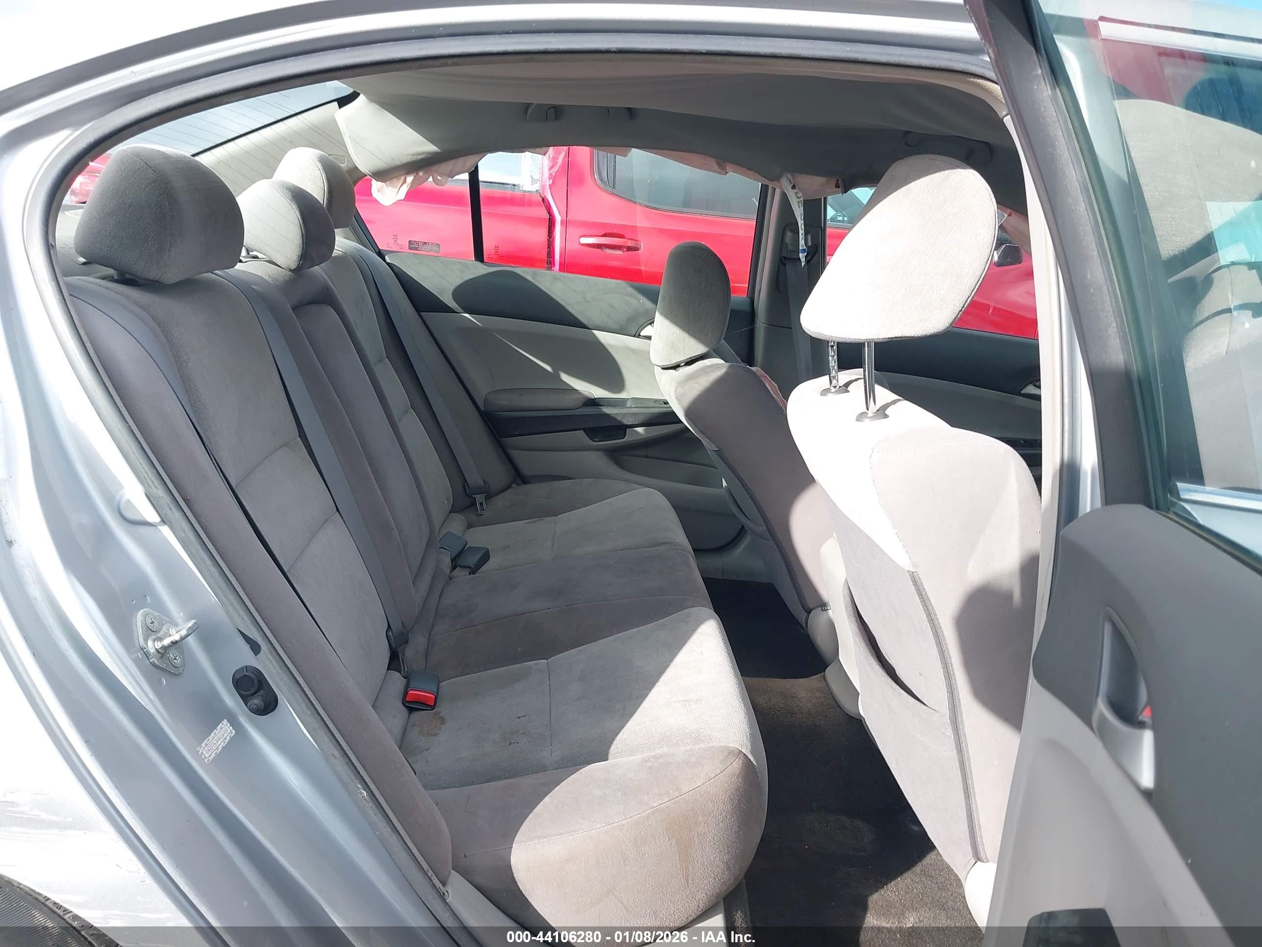 HONDA ACCORD image 8
