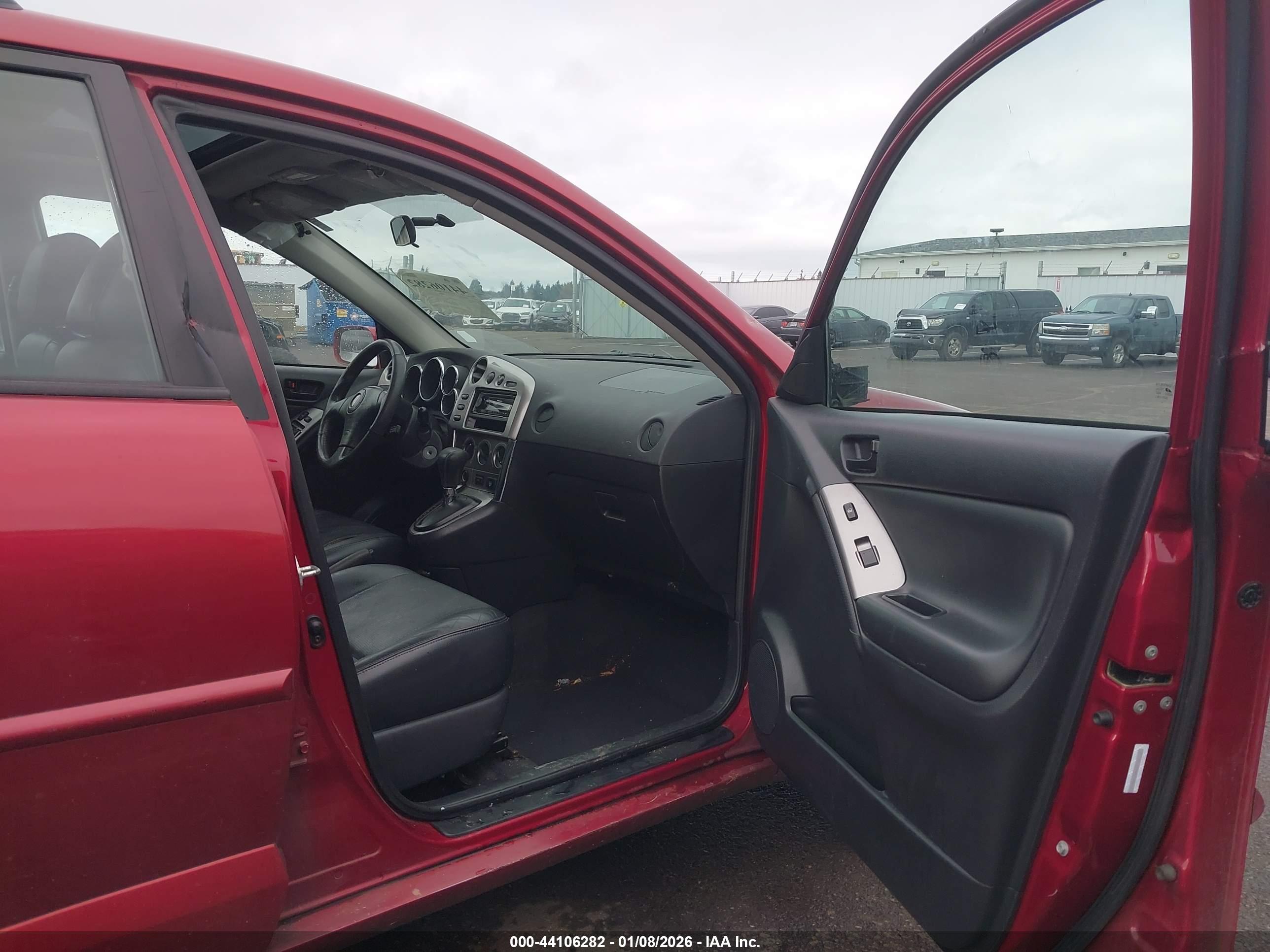 PONTIAC VIBE image 5