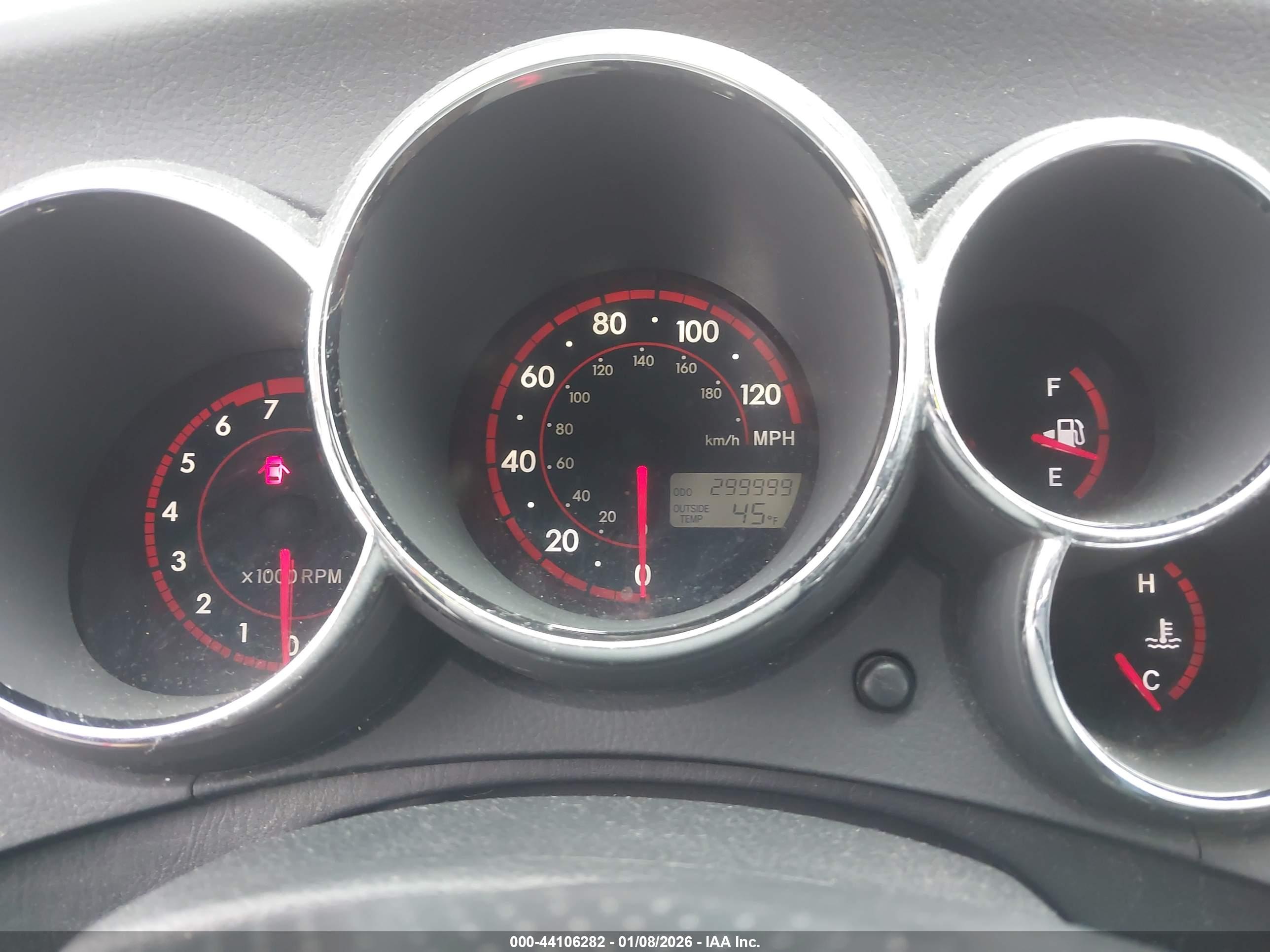 PONTIAC VIBE image 7