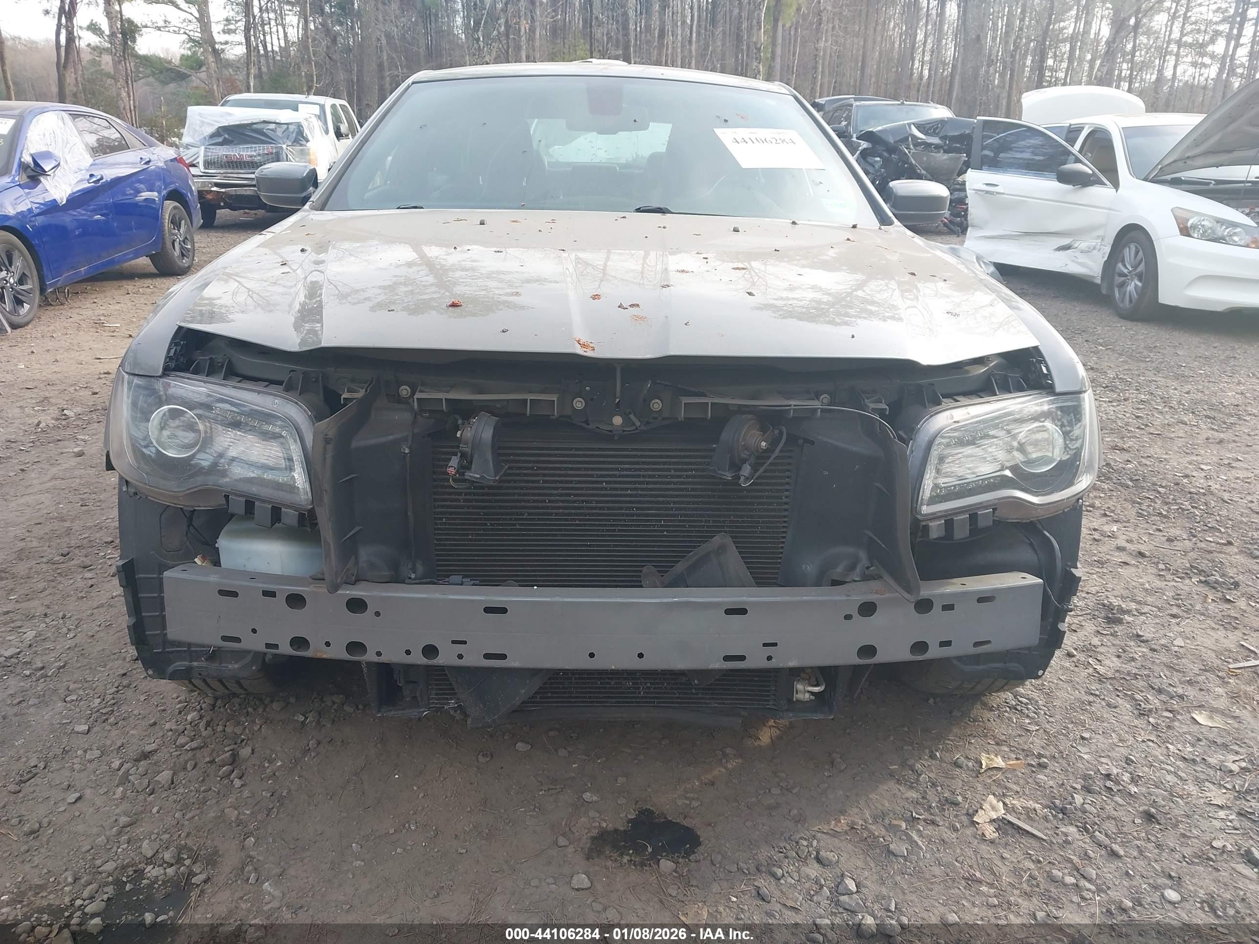 CHRYSLER 300 image 6
