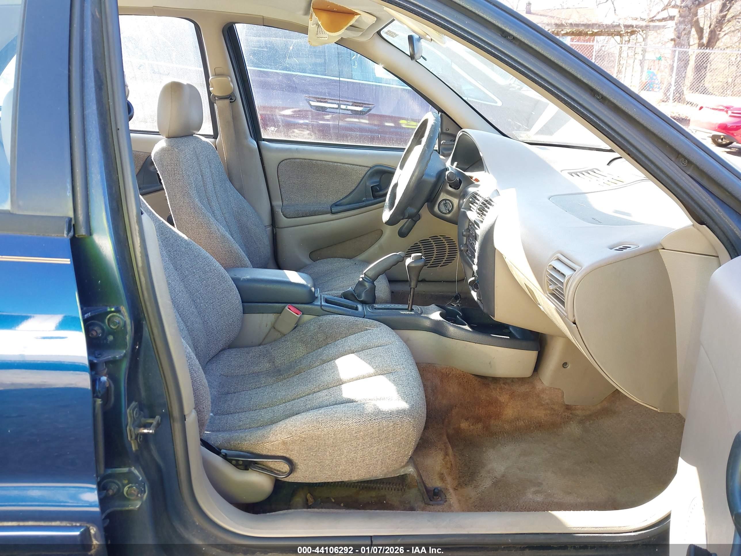 CHEVROLET CAVALIER image 5
