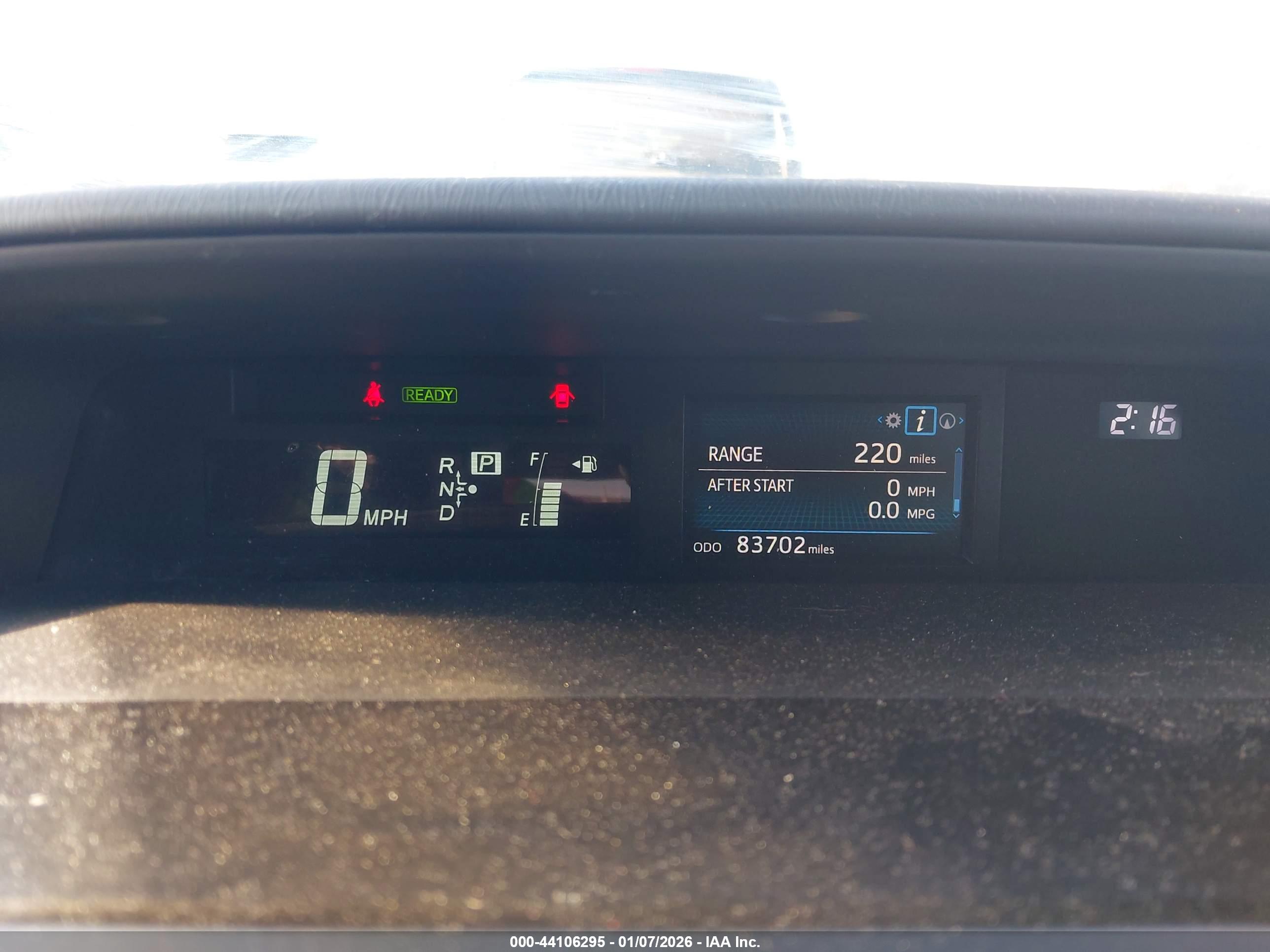TOYOTA PRIUS image 7