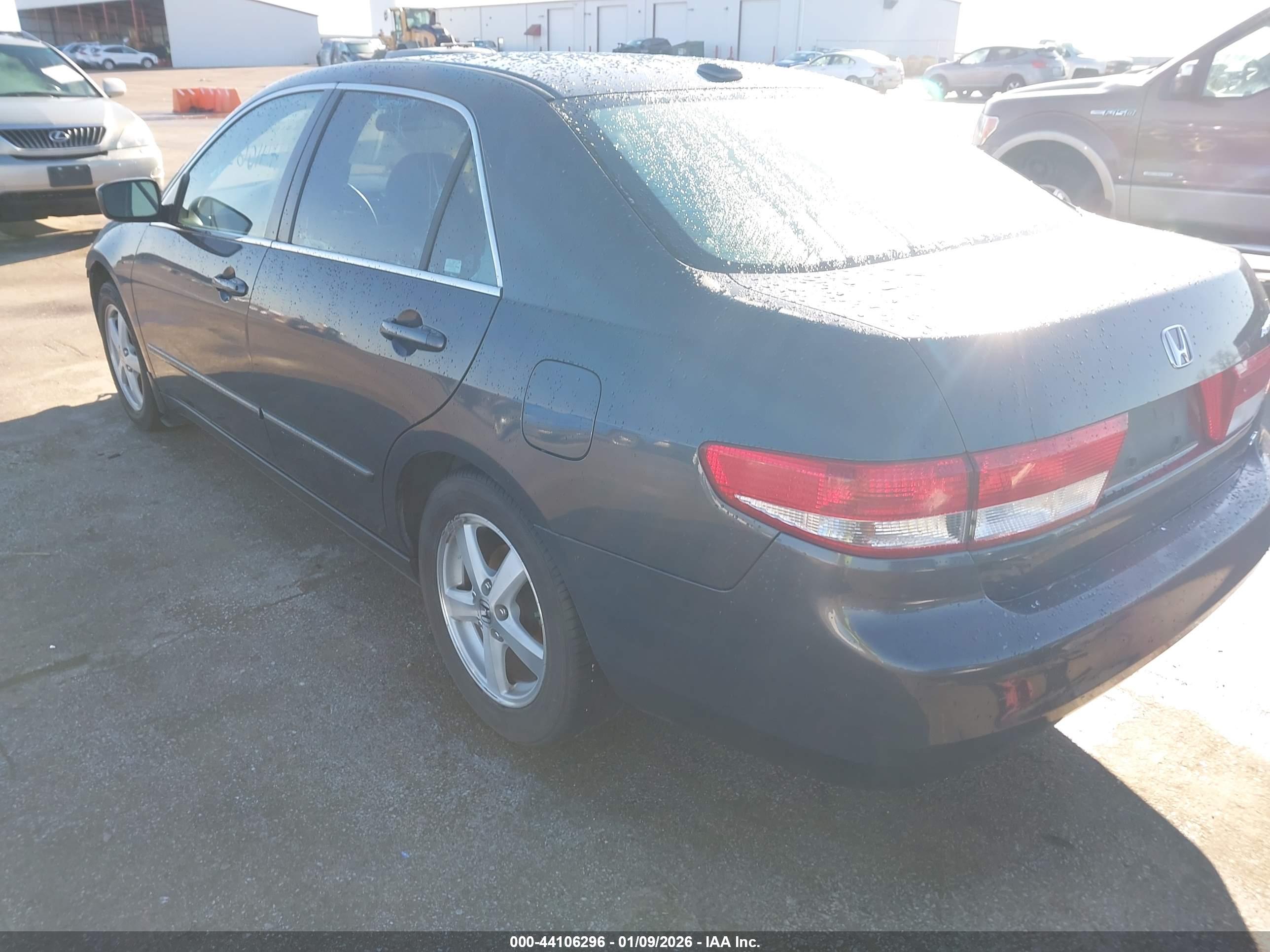HONDA ACCORD image 3