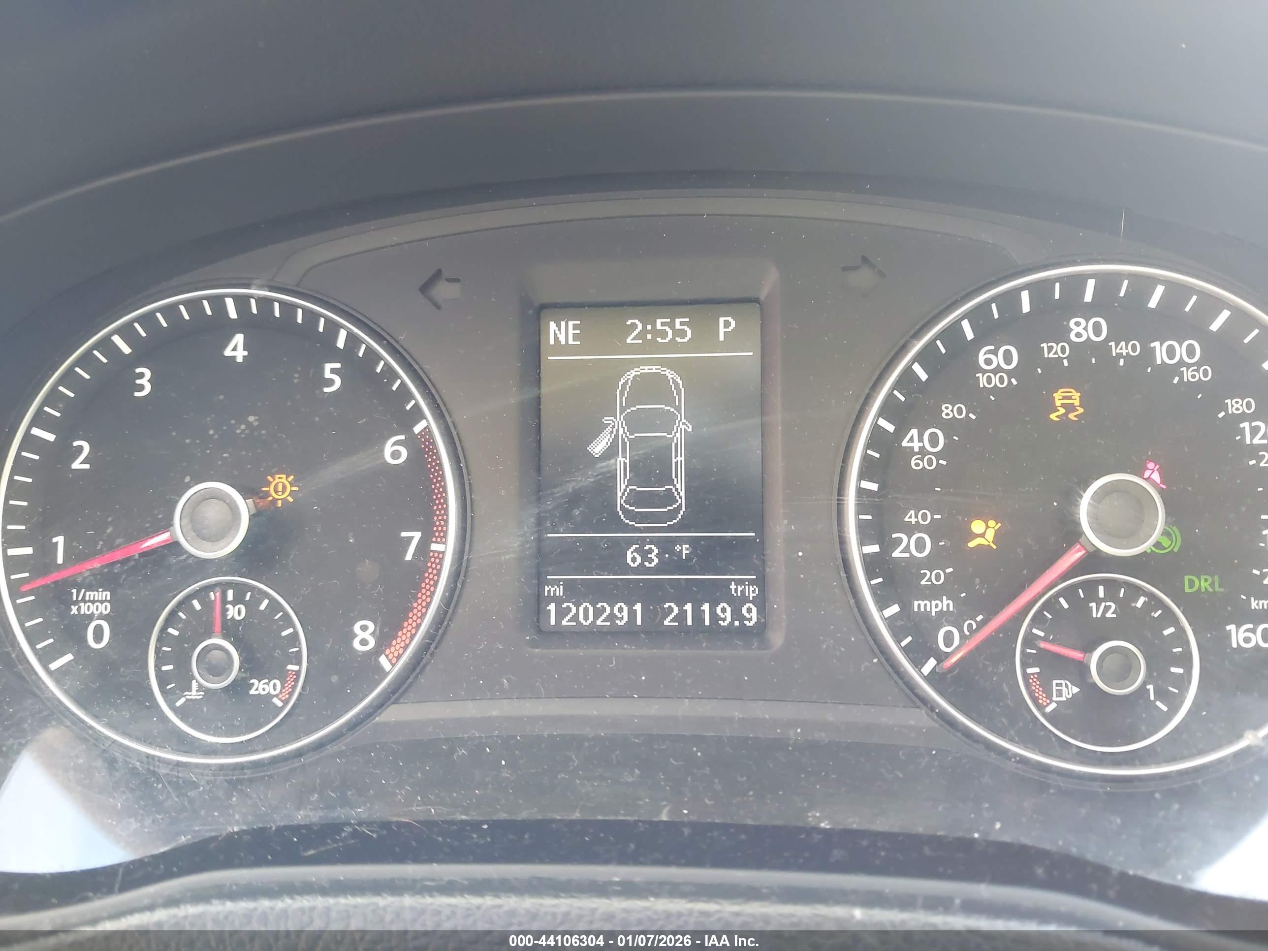 VOLKSWAGEN PASSAT image 7