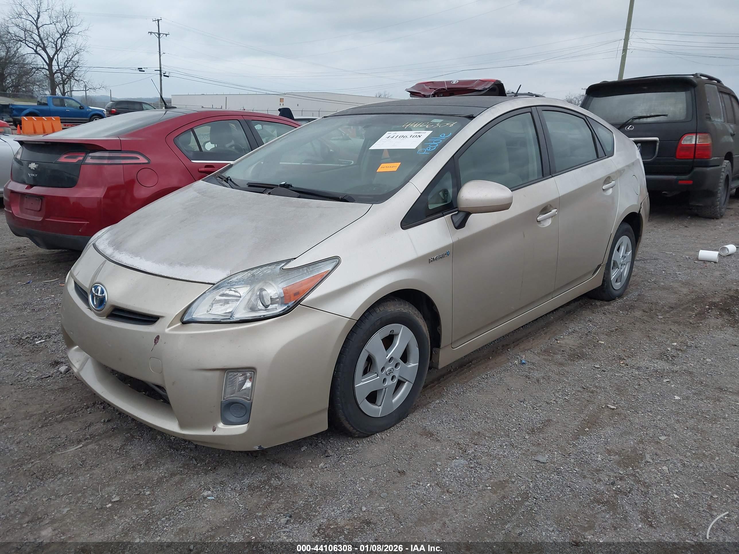 TOYOTA PRIUS image 2