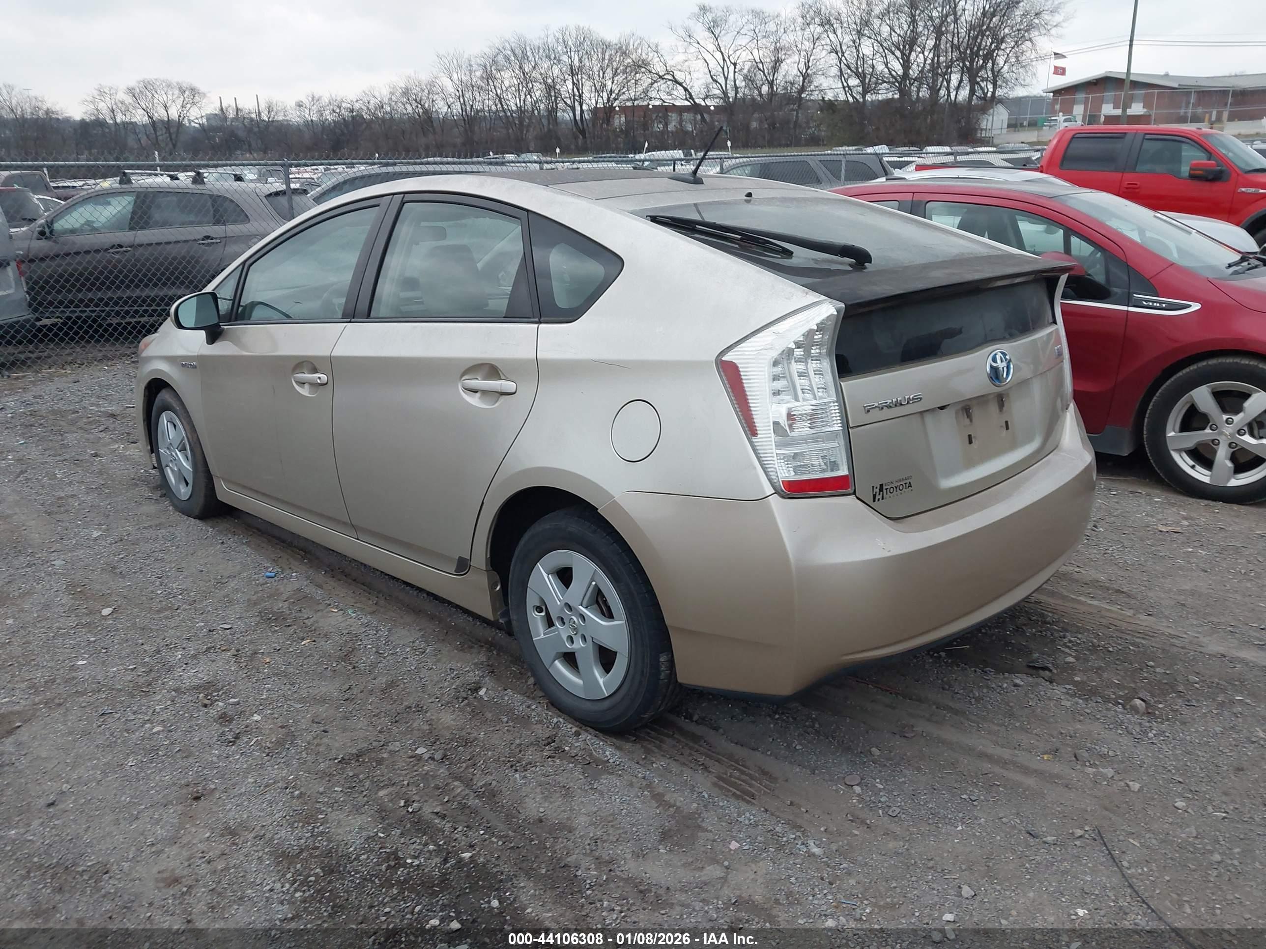 TOYOTA PRIUS image 3