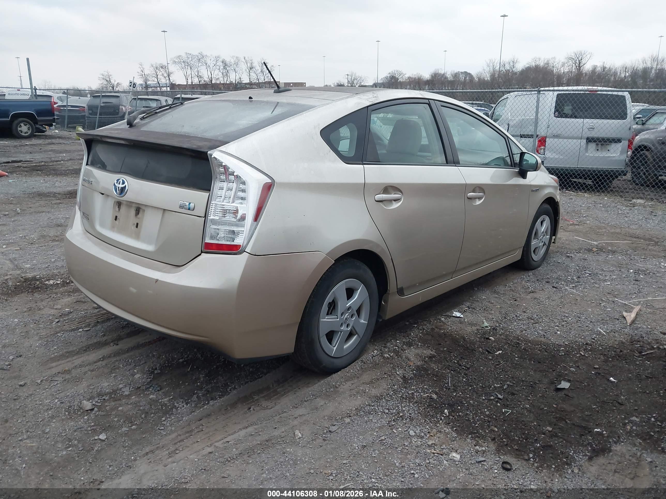 TOYOTA PRIUS image 4