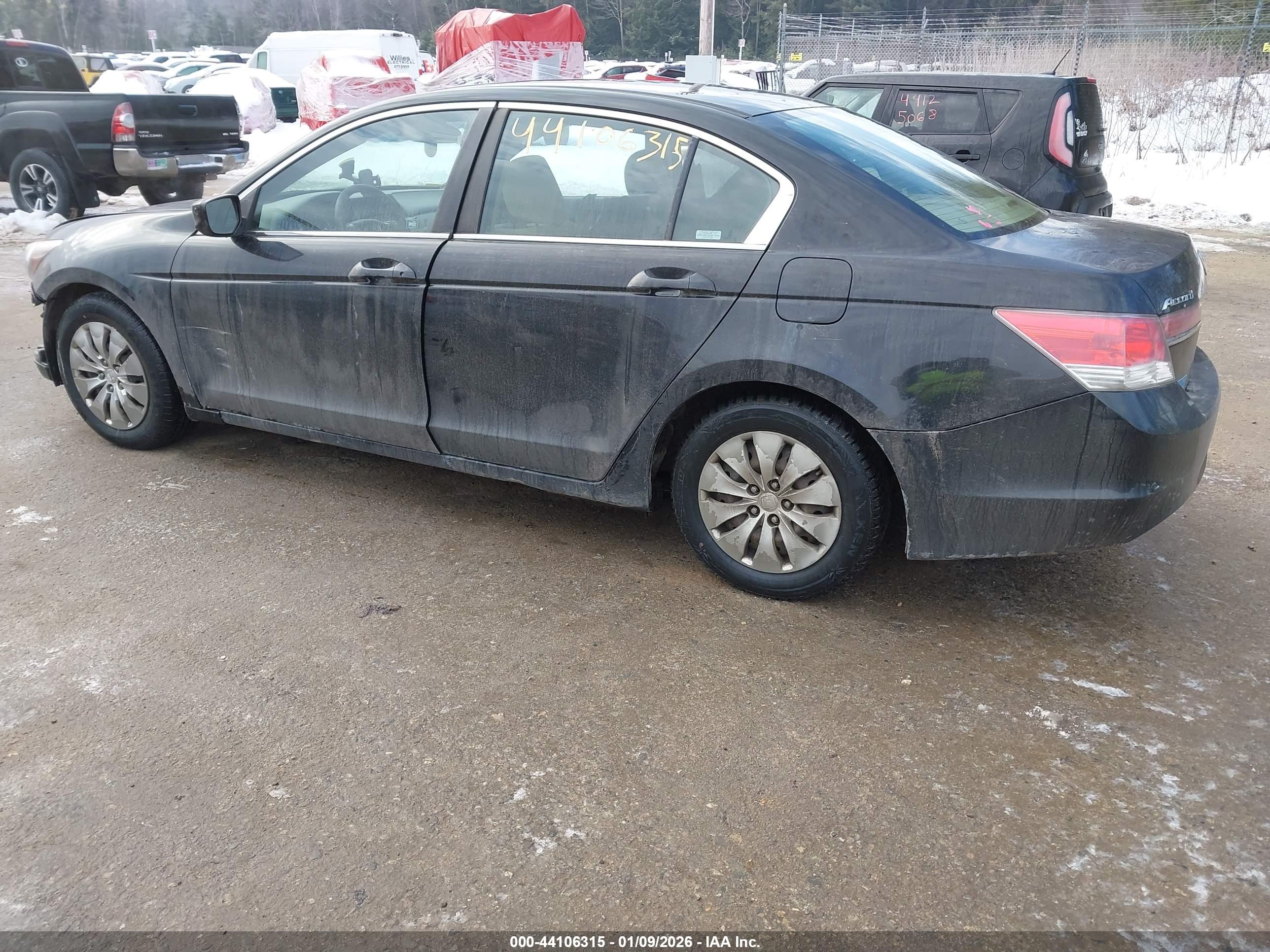 HONDA ACCORD image 3