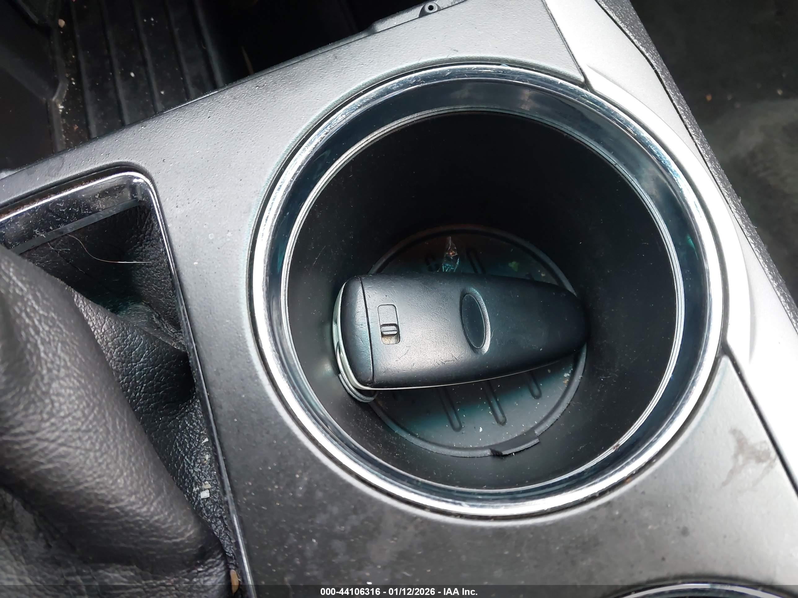 FORD EXPLORER image 11