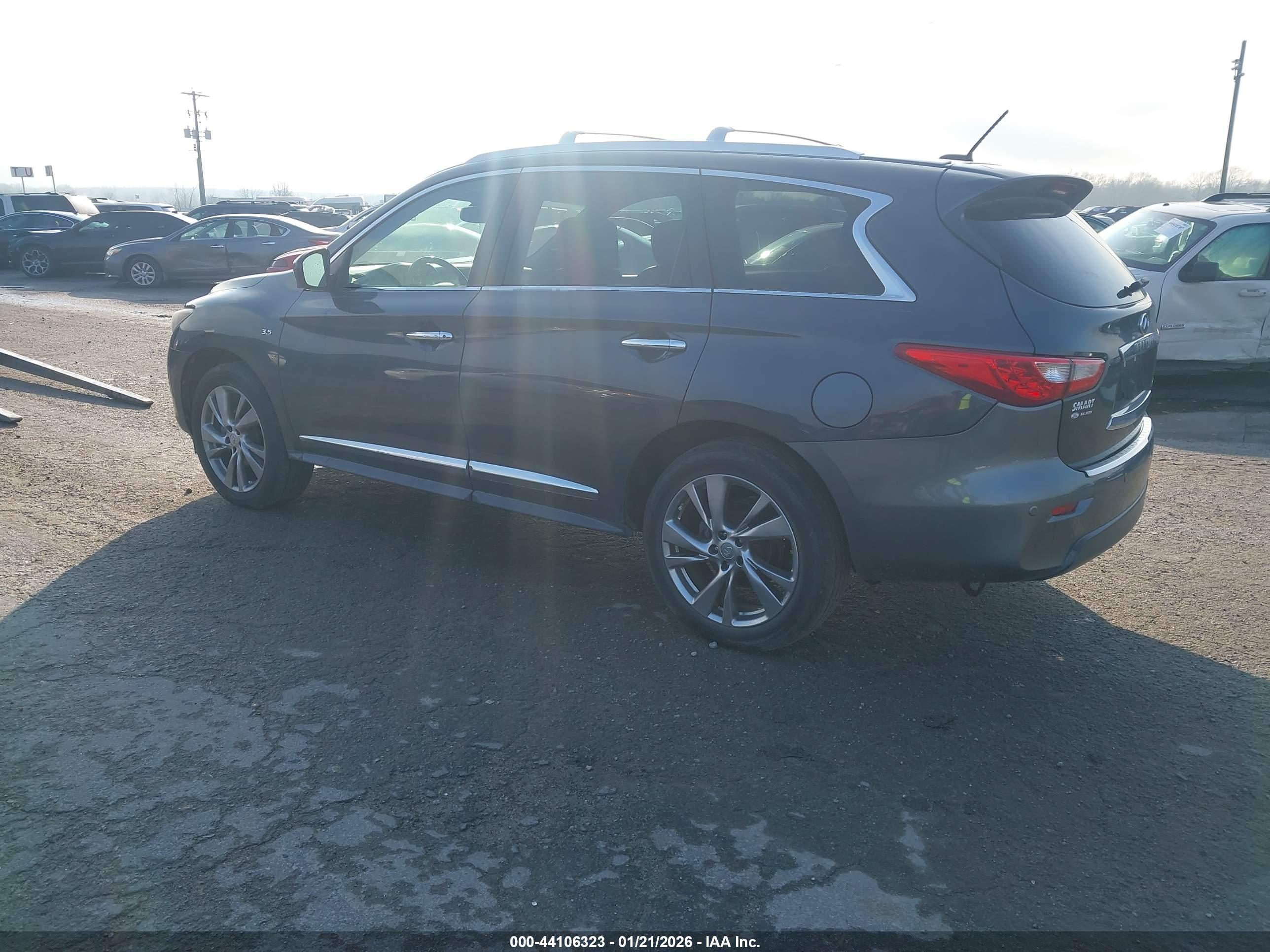 INFINITI QX60 image 3