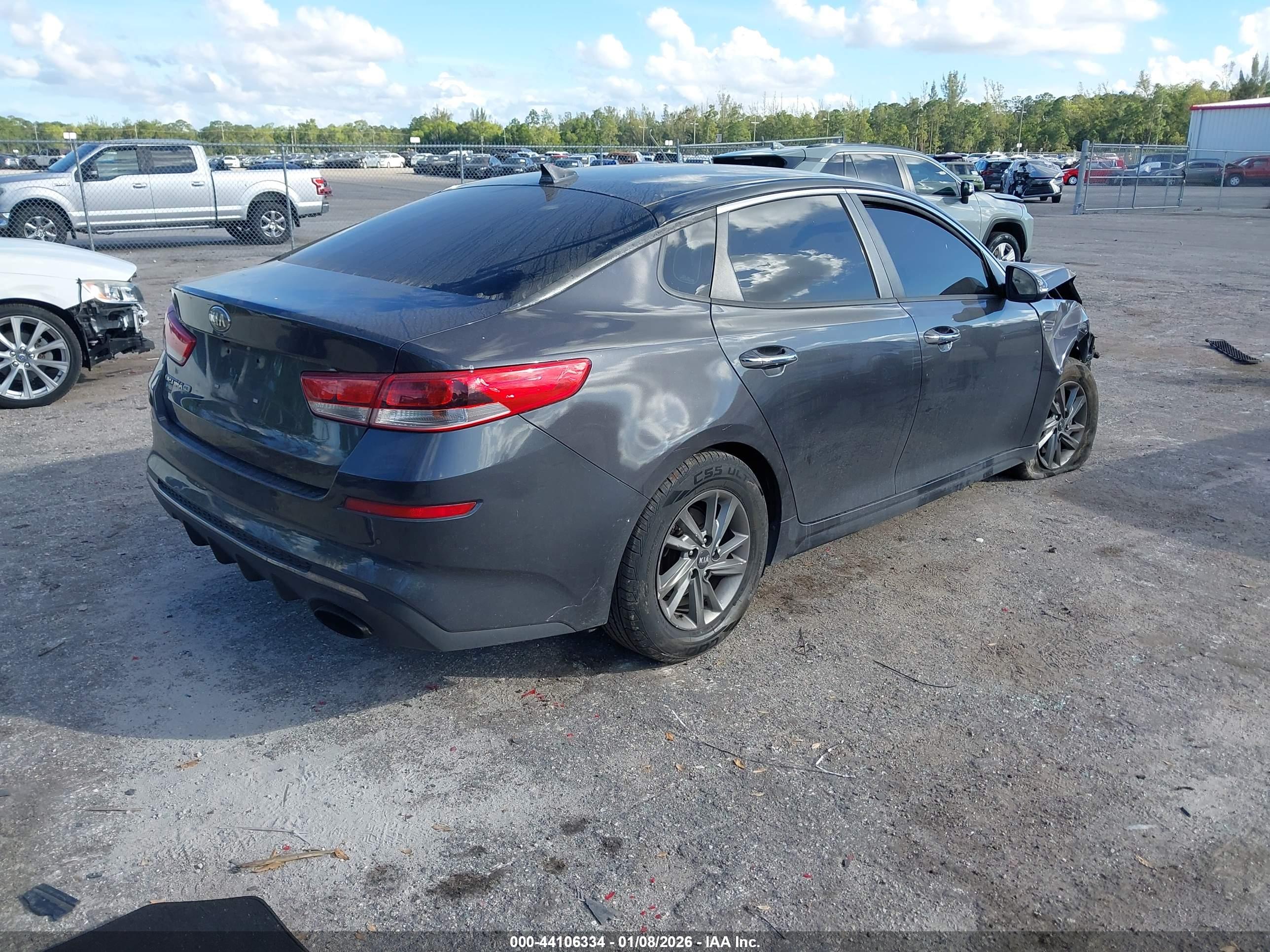 KIA OPTIMA image 4