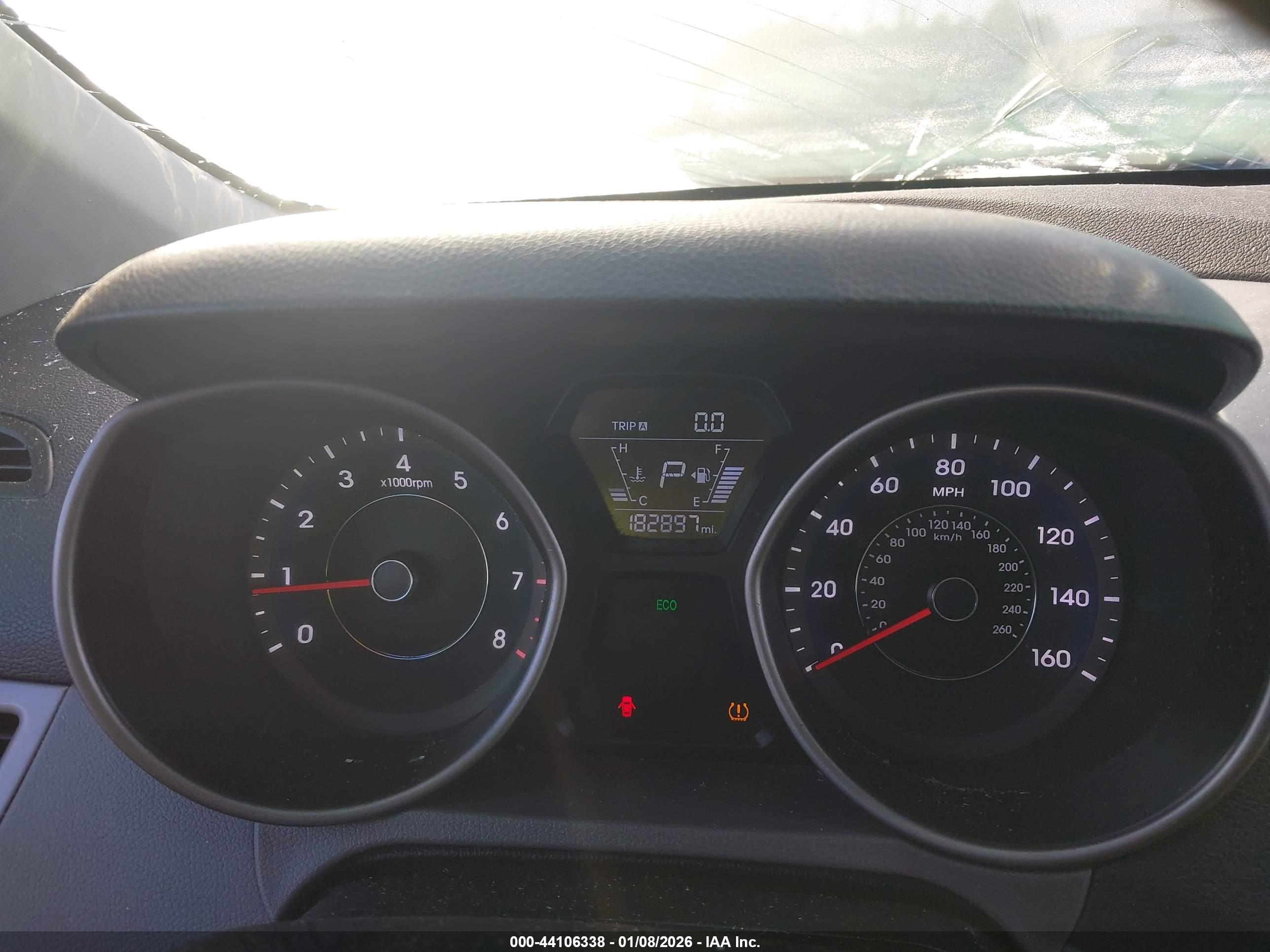 HYUNDAI ELANTRA image 7