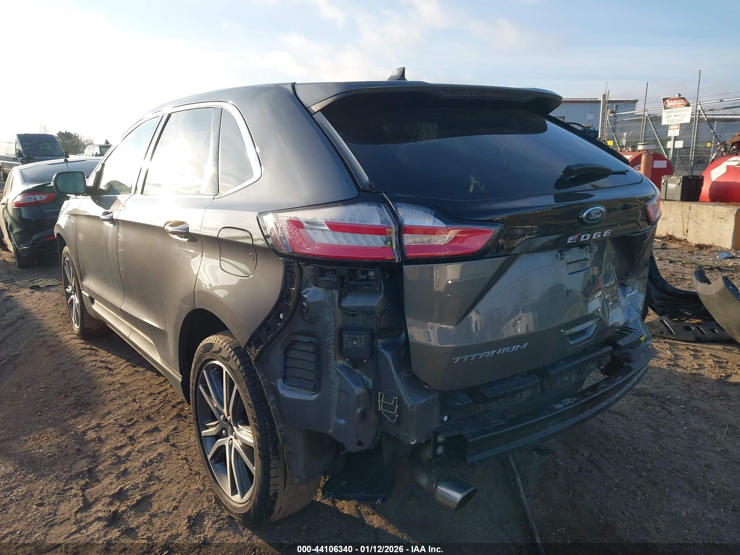 FORD EDGE image 3