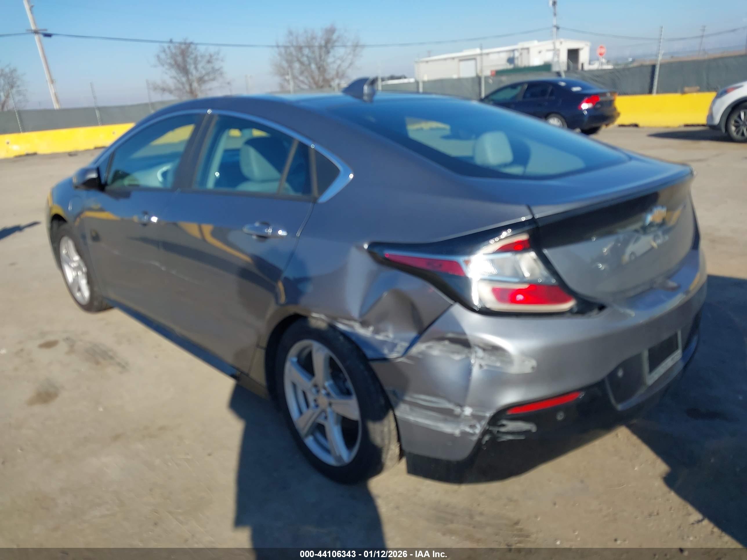 CHEVROLET VOLT image 3