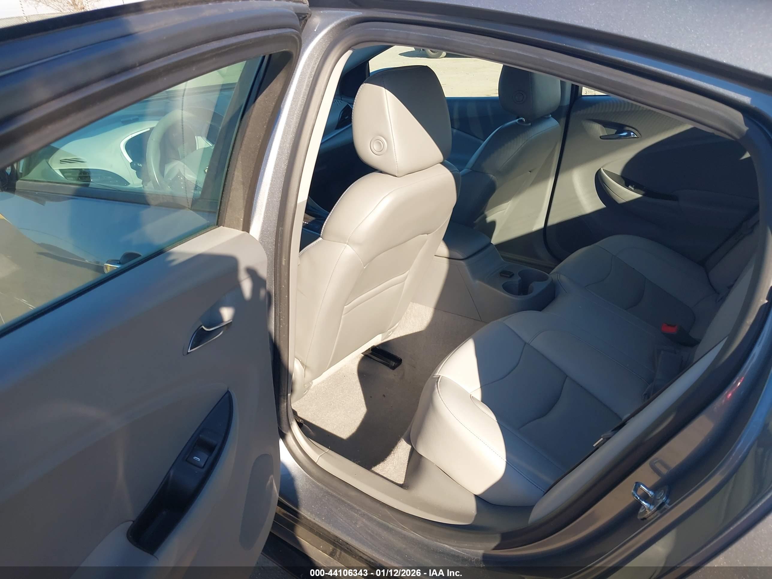 CHEVROLET VOLT image 8