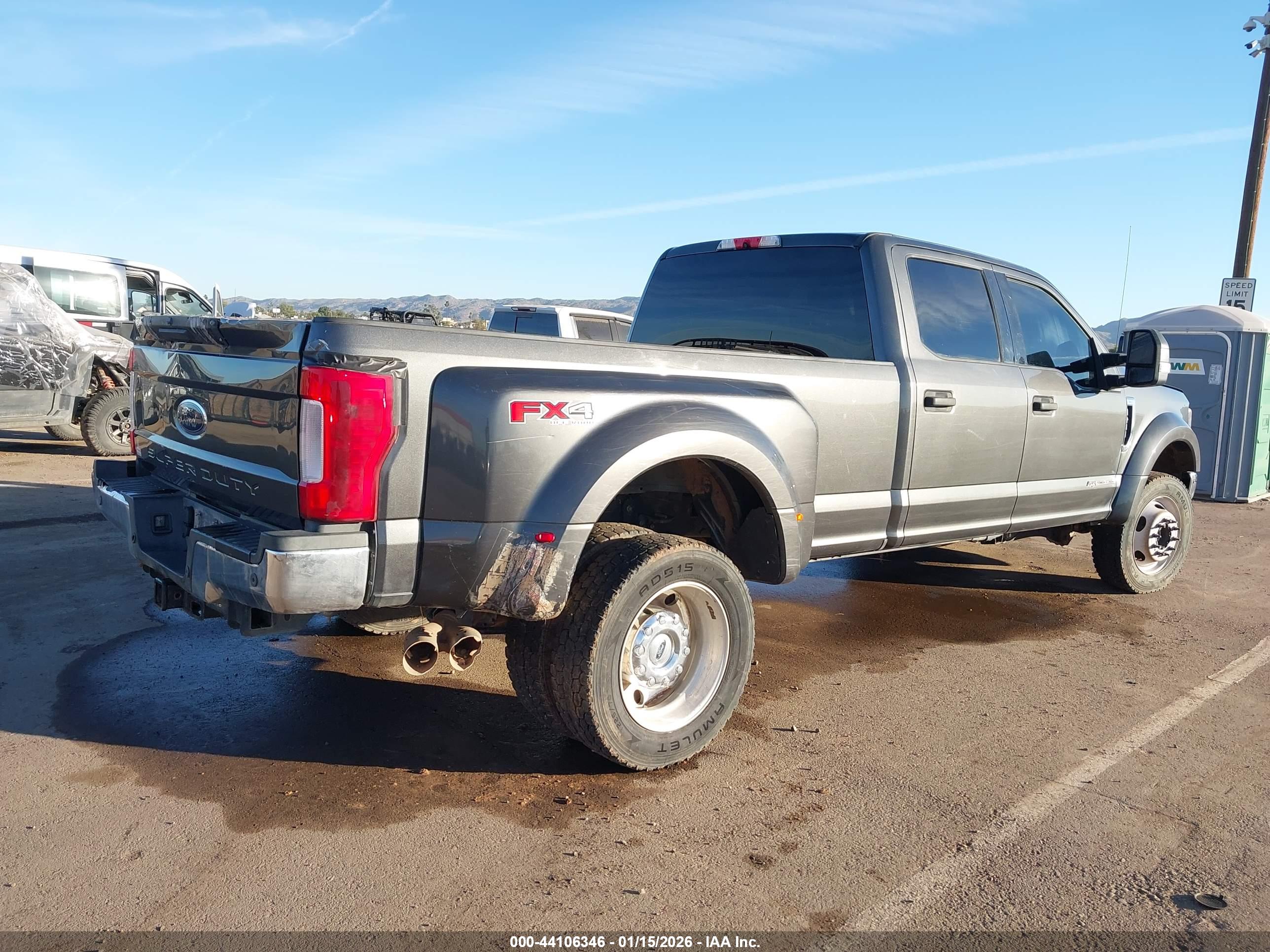 FORD F-450 image 4