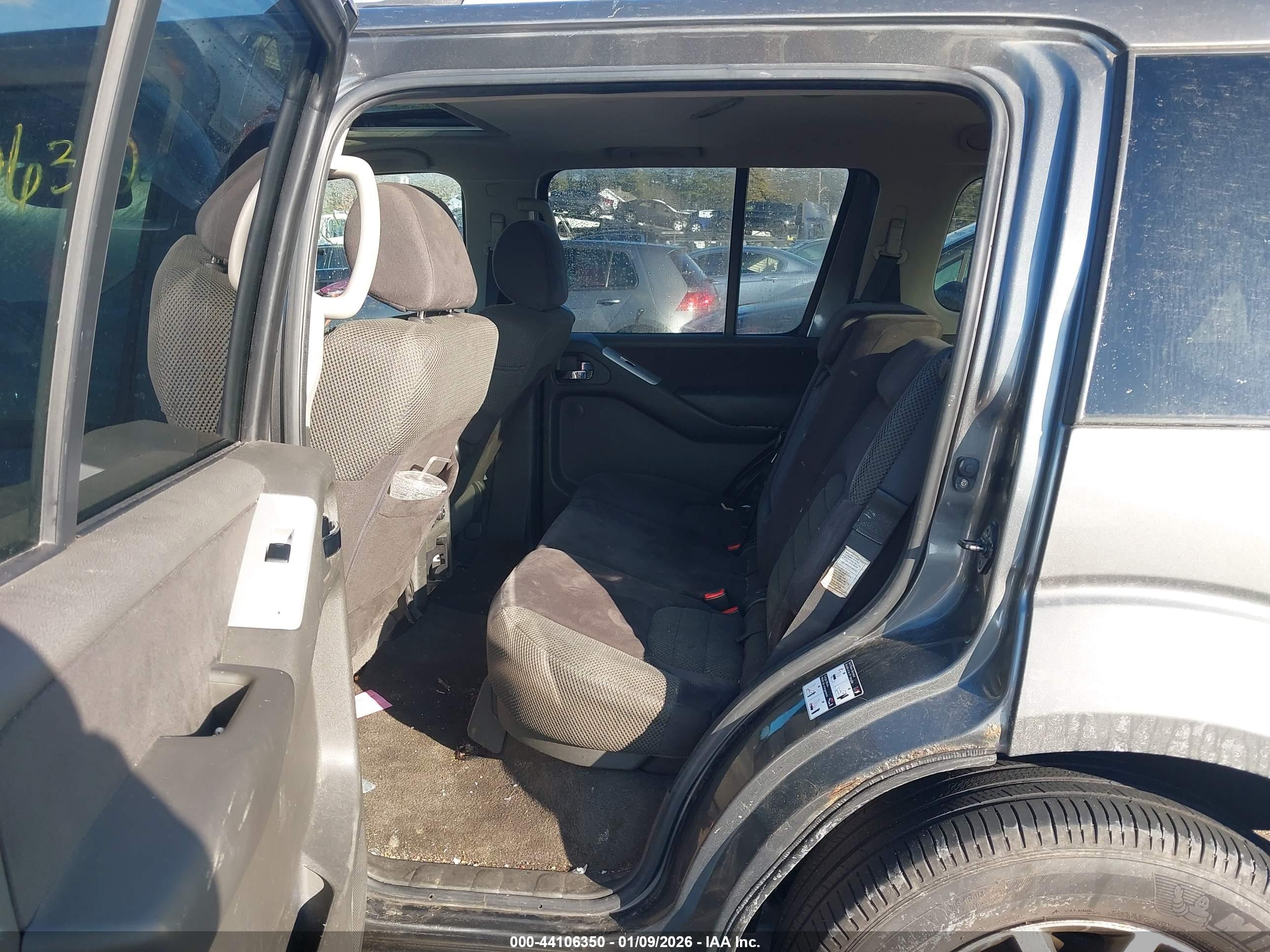 NISSAN PATHFINDER image 8
