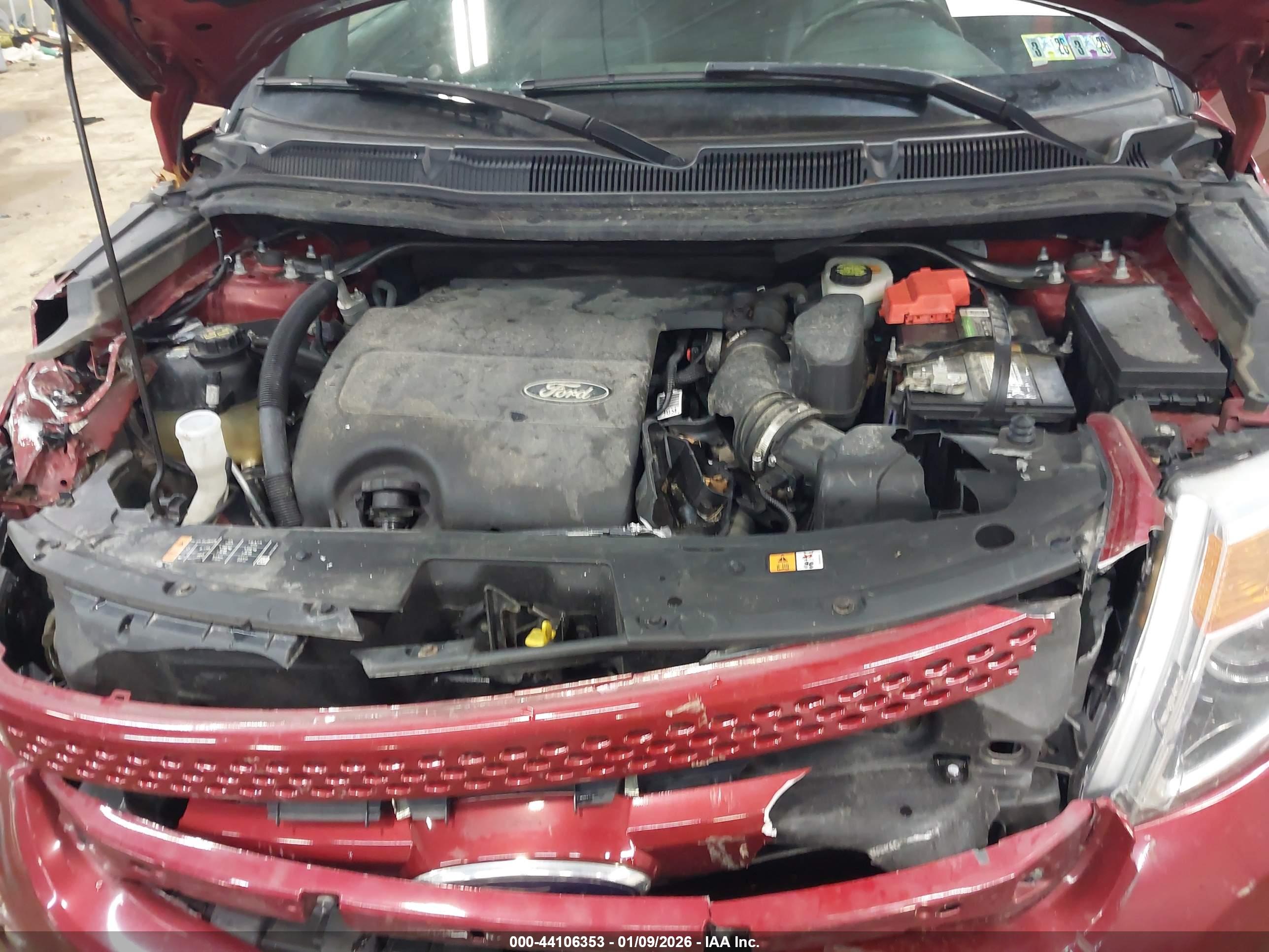 FORD EXPLORER image 10