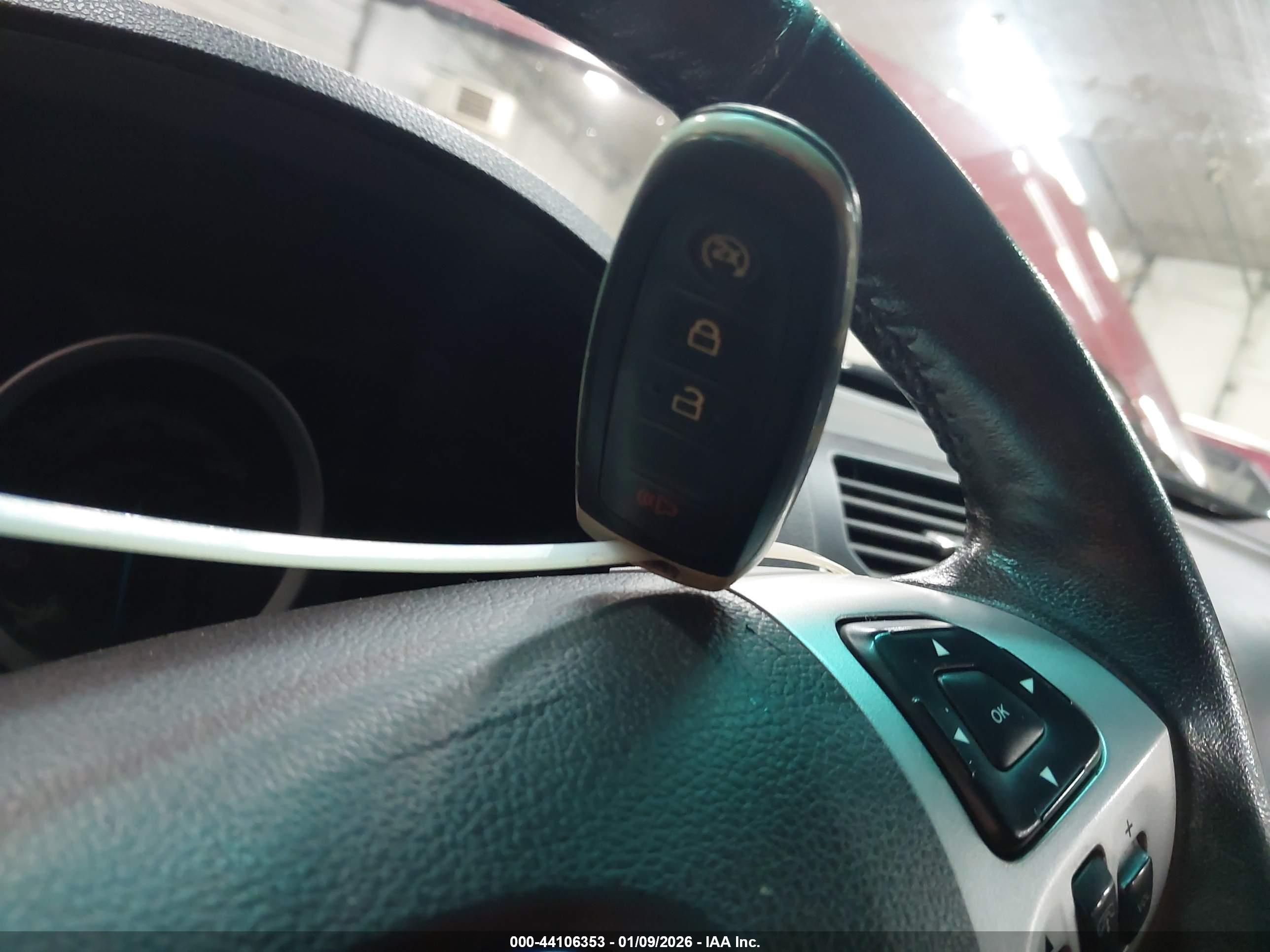FORD EXPLORER image 11